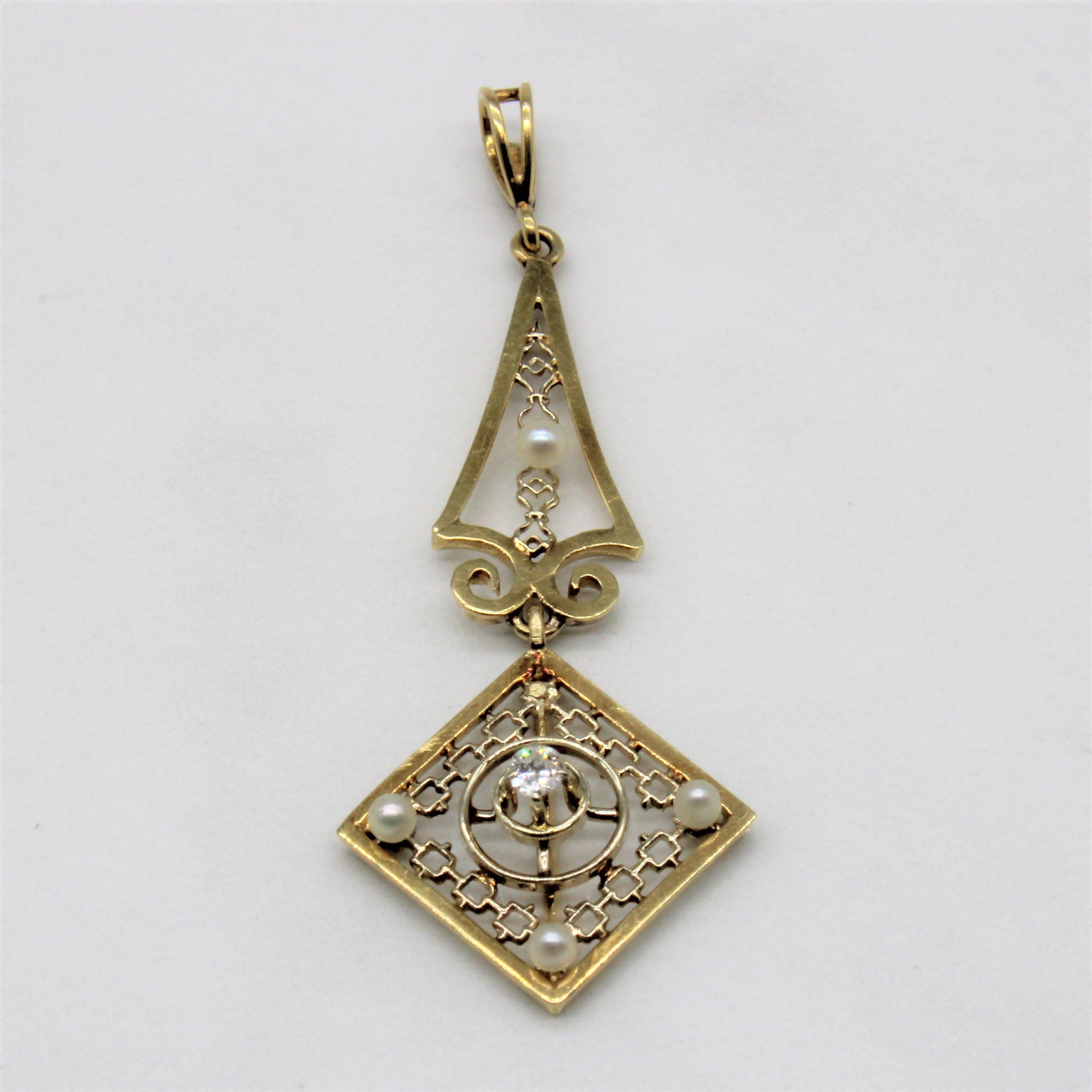 1930s Diamond & Seed Pearl Filigree Pendant | 0.05ct |