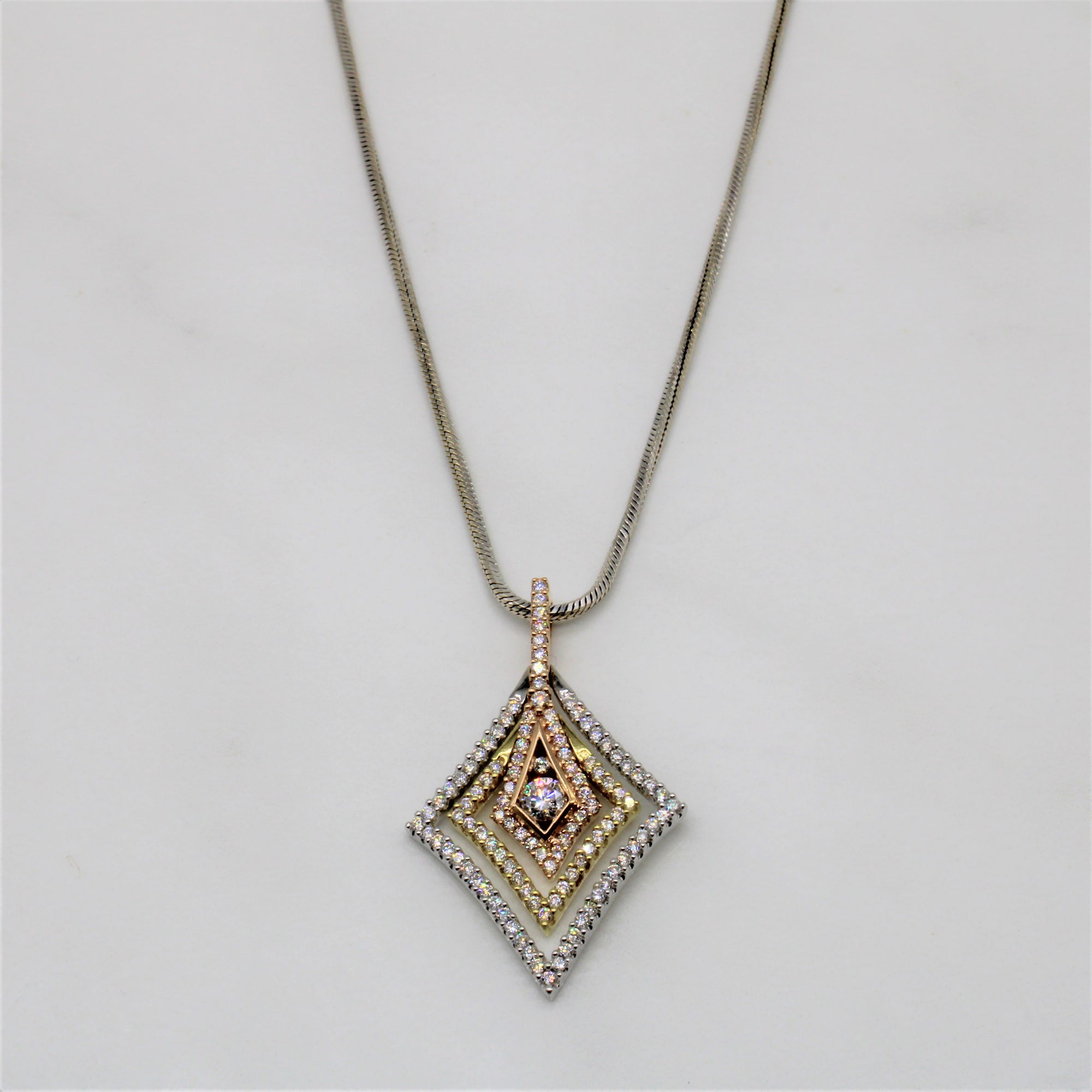 Simon G' Radiant Diamond Necklace | 1.00ctw | 17