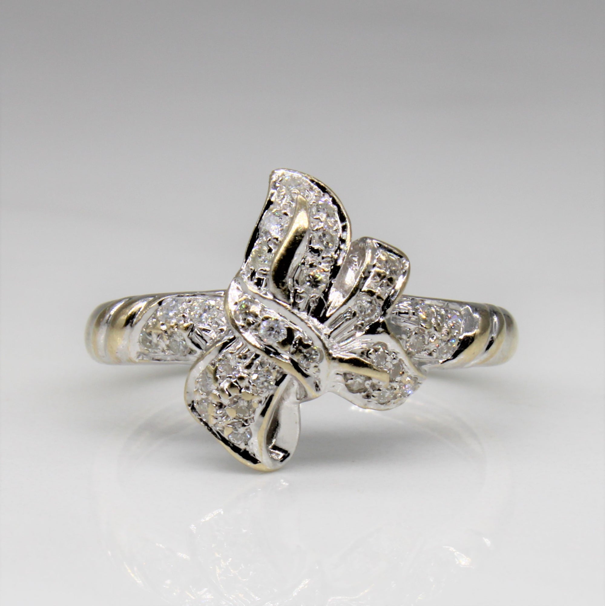 Diamond Bow Ring | 0.15ctw | SZ 6.75 |