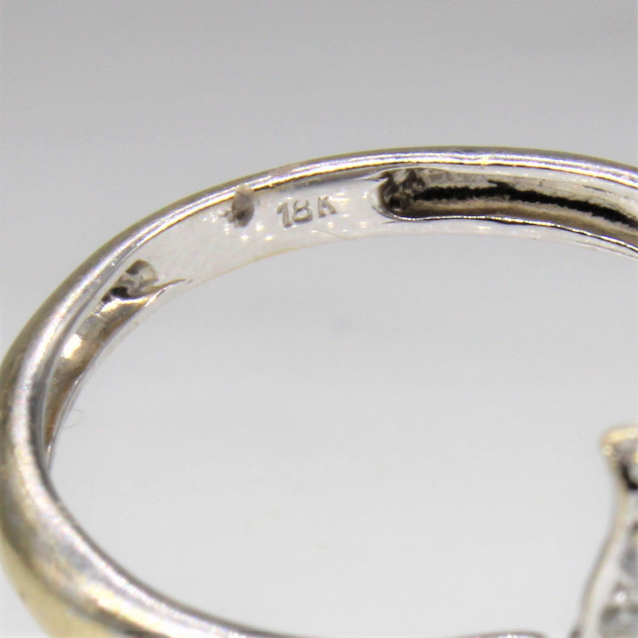 Diamond Bow Ring | 0.15ctw | SZ 6.75 |