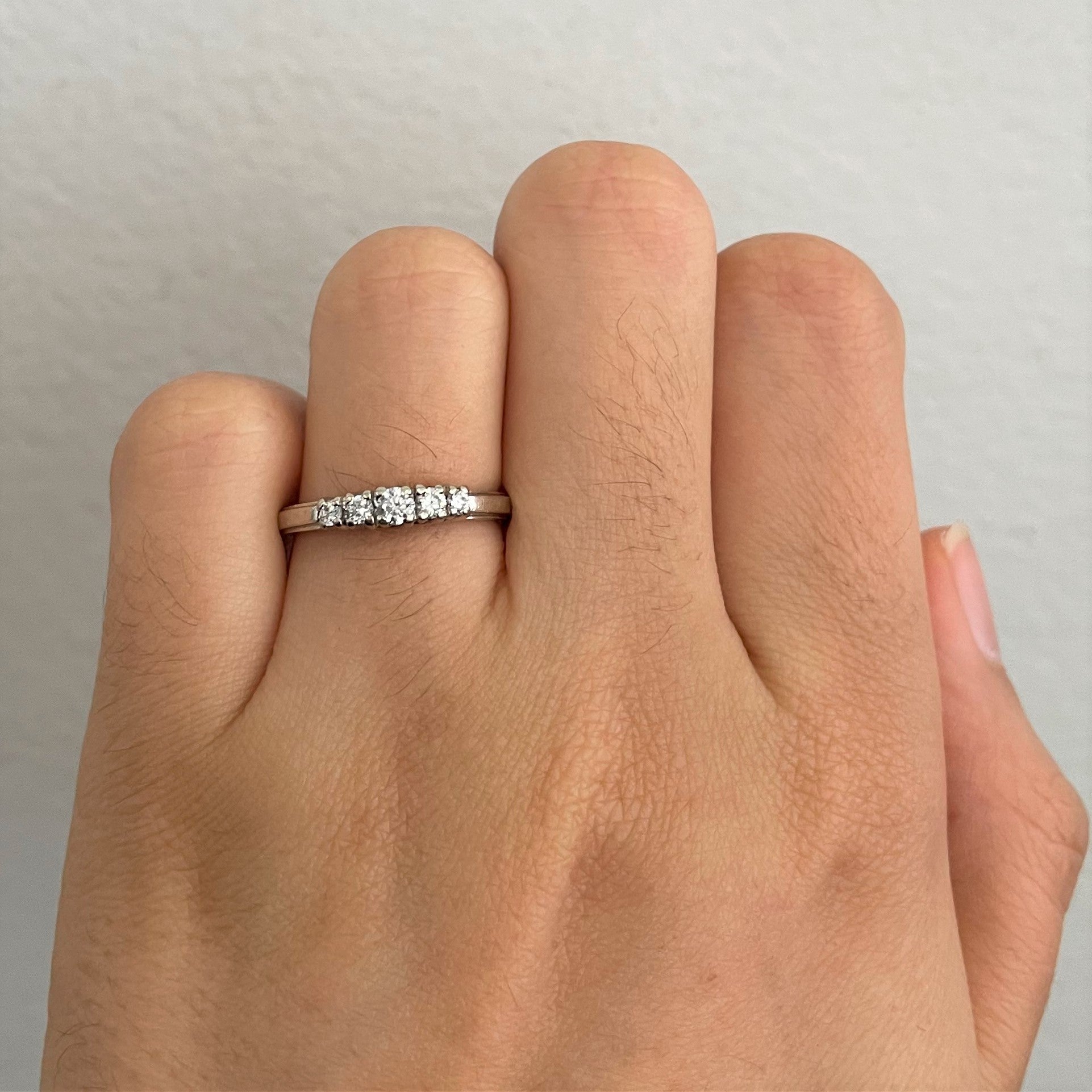 Graduated Five Stone Diamond Ring | 0.22ctw | SZ 5.75 |