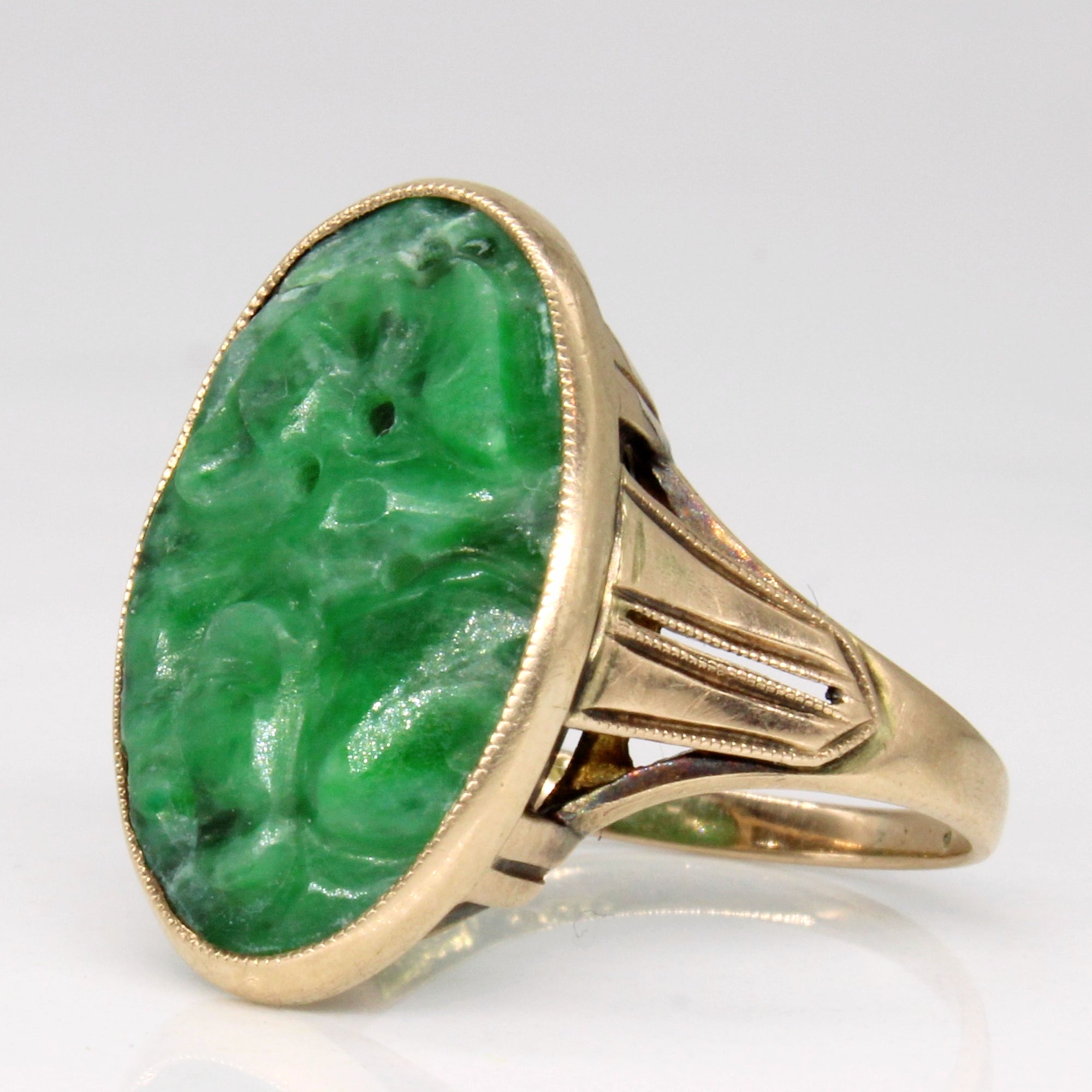 Carved Nephrite Ring | 3.50ct | SZ 4.25 |