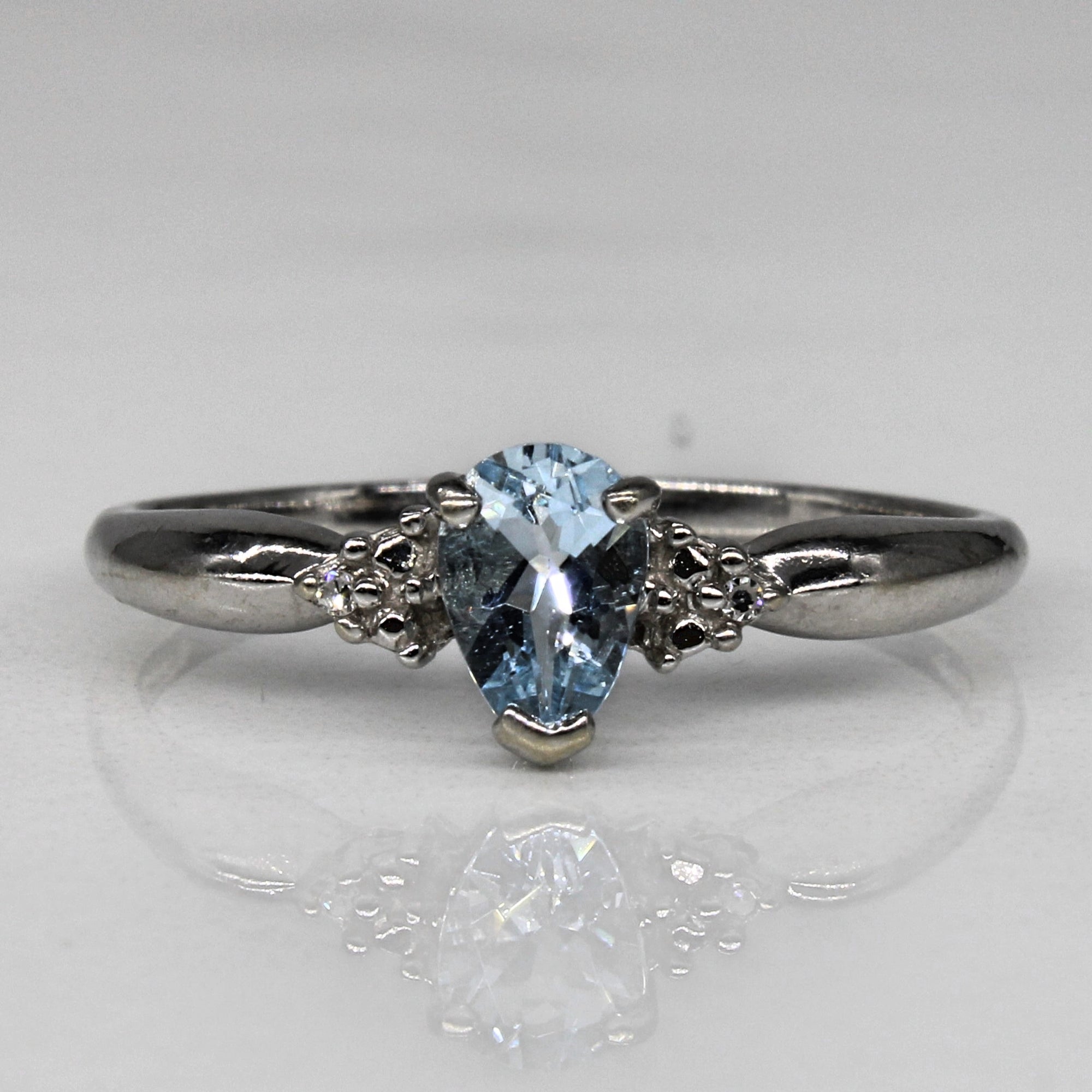 Pear Cut Aquamarine & Diamond Ring | 0.29ct, 0.01ctw | SZ 7 |