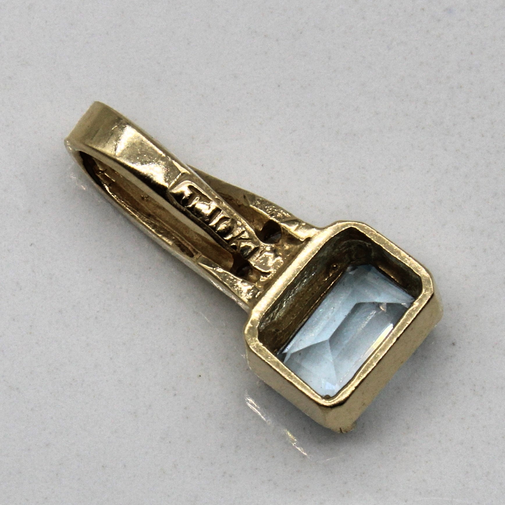 Blue Topaz & Diamond Pendant | 0.65ct, 0.03ctw |