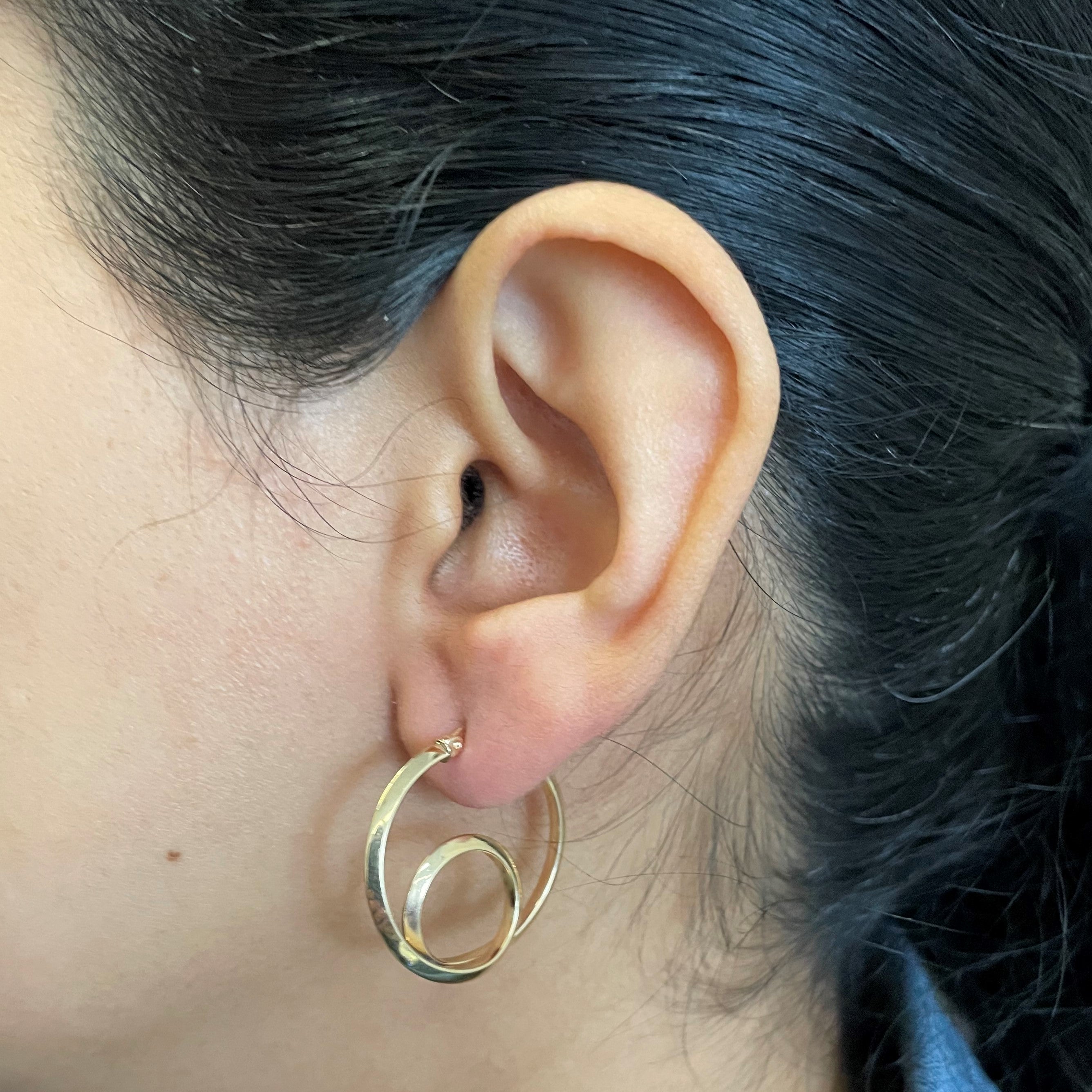 Yellow Gold Swirl Hoop Earrings |