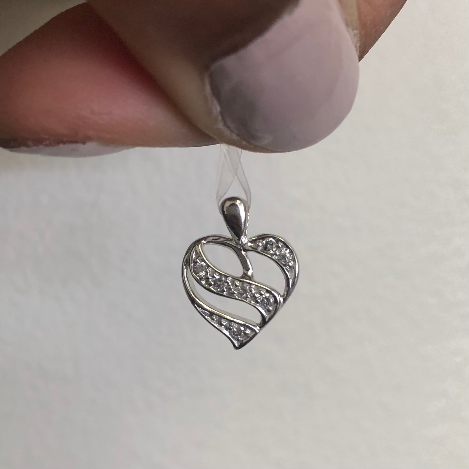 Diamond Wave Heart Pendant | 0.12ctw |