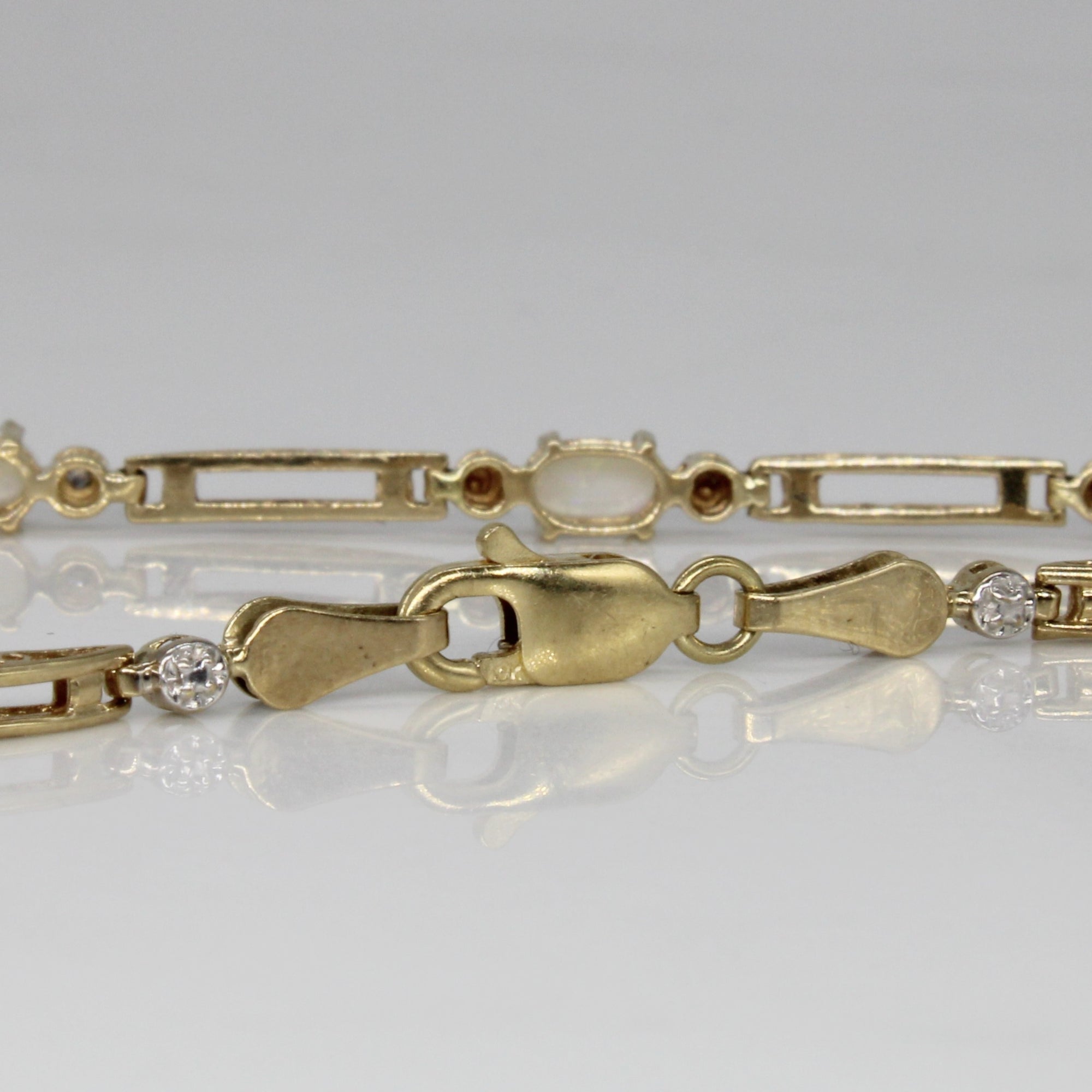 Yellow Gold Opal Bracelet | 0.65ctw | 7