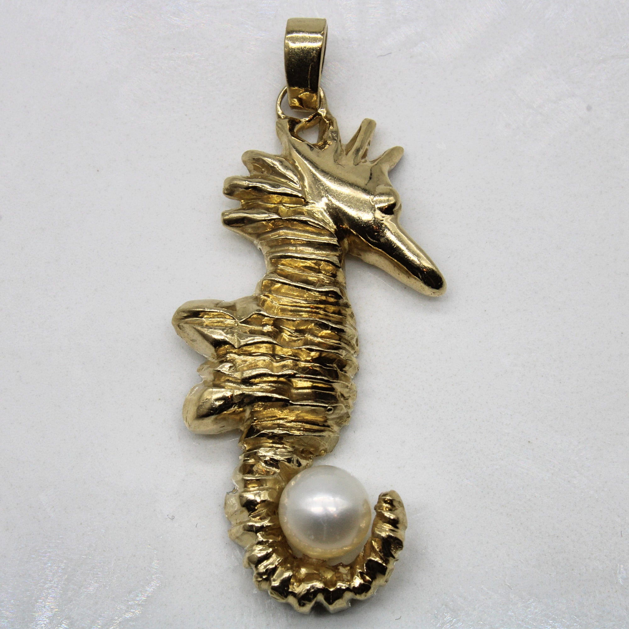 Pearl Seahorse Pendant |
