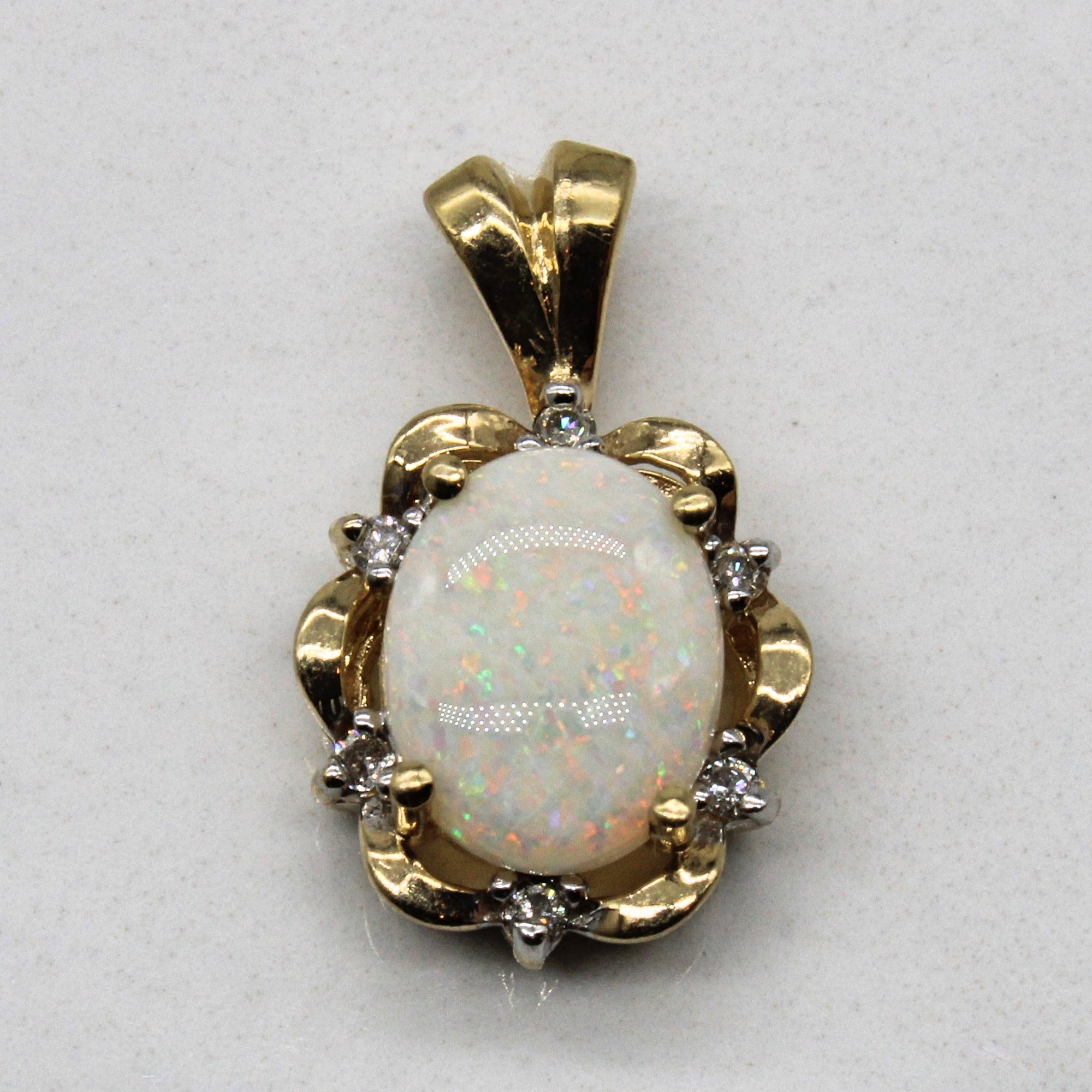Opal & Diamond Pendant | 0.85ct, 0.03ctw |