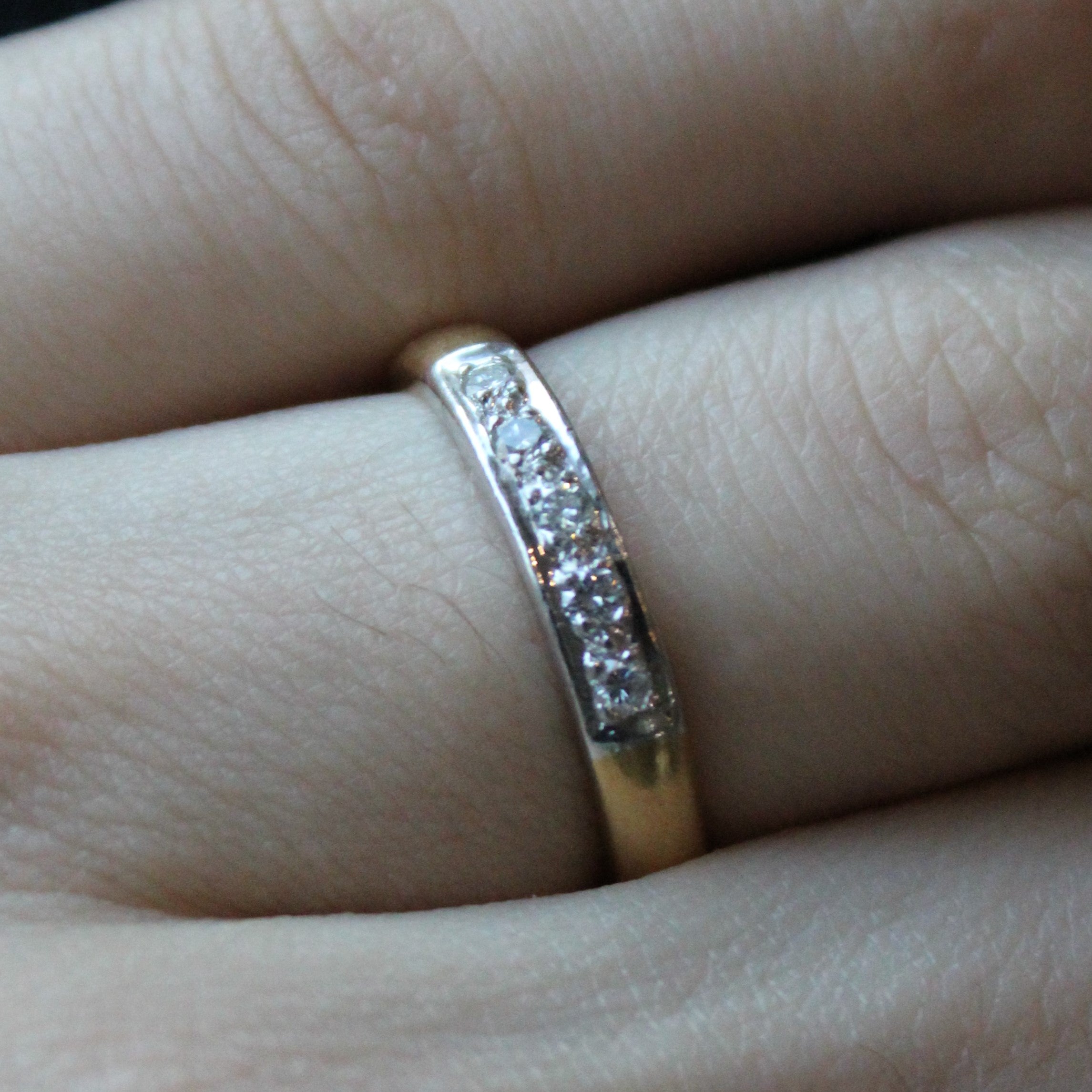 Two Tone Diamond Band | 0.10ctw | SZ 7.5 |