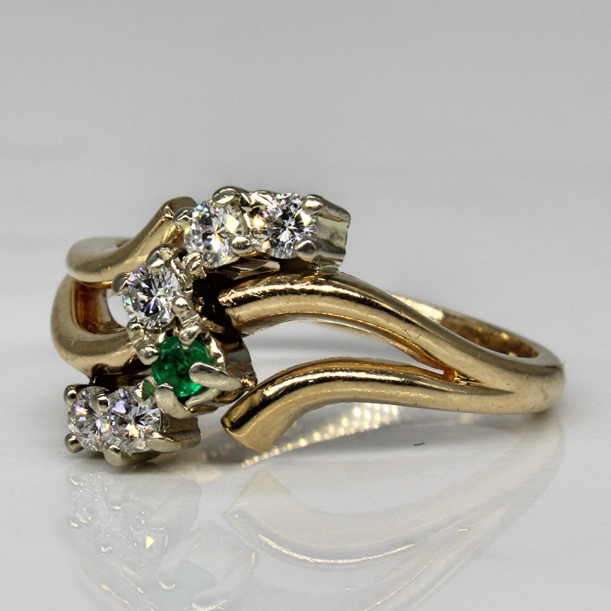 Diamond & Emerald Bypass Cascade Ring | 0.35ctw, 0.05ct | SZ 9.25 |
