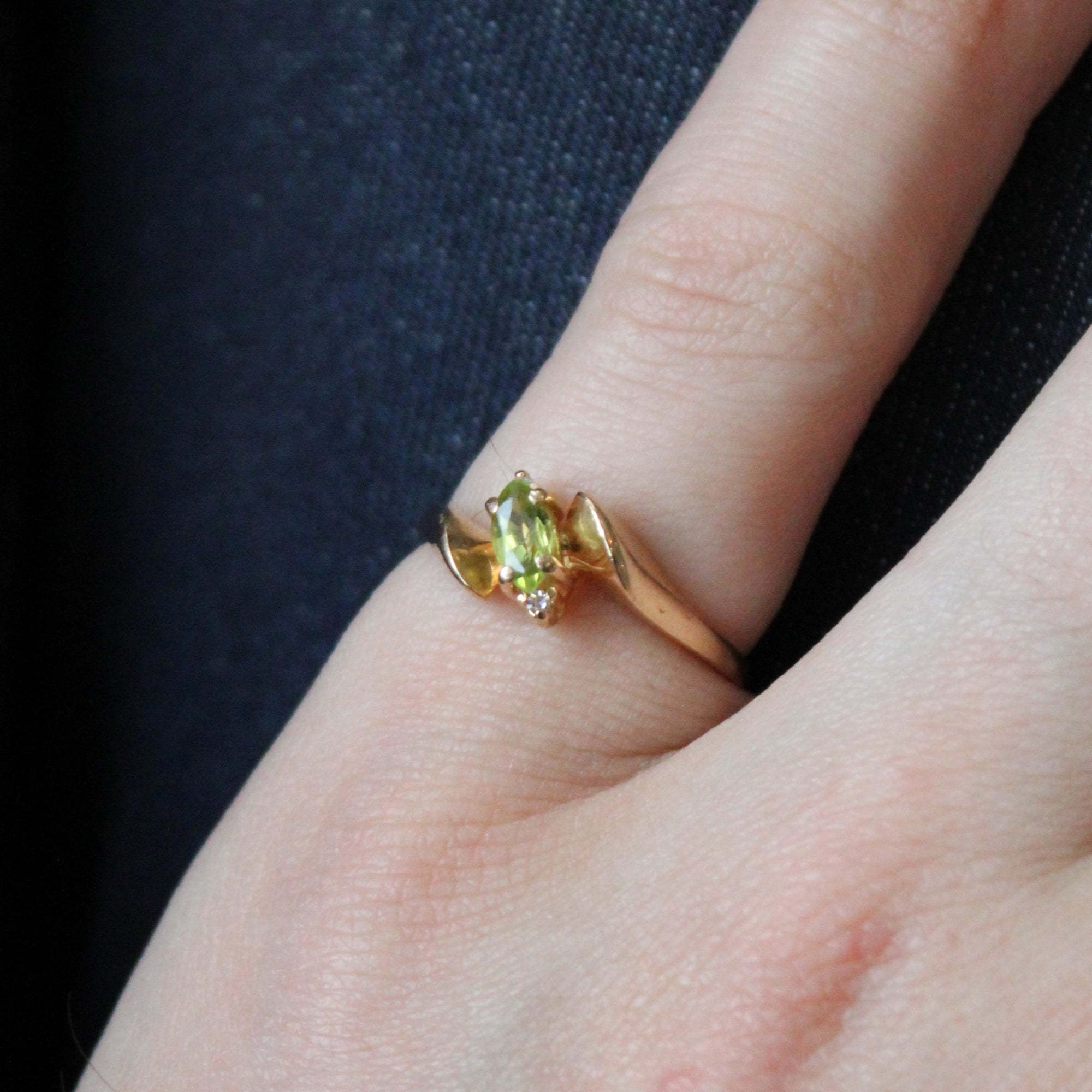 Marquise Peridot & Diamond Ring | 0.20ct, 0.01ctw | SZ 6 |