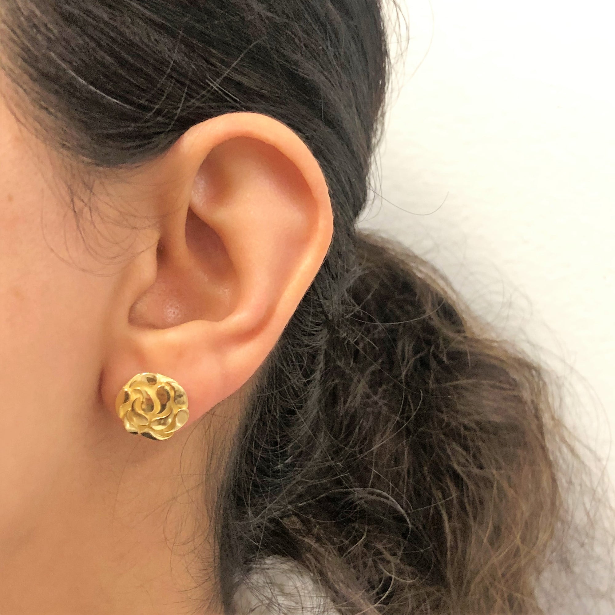 'Cavelti' Gold Button Stud Earrings |