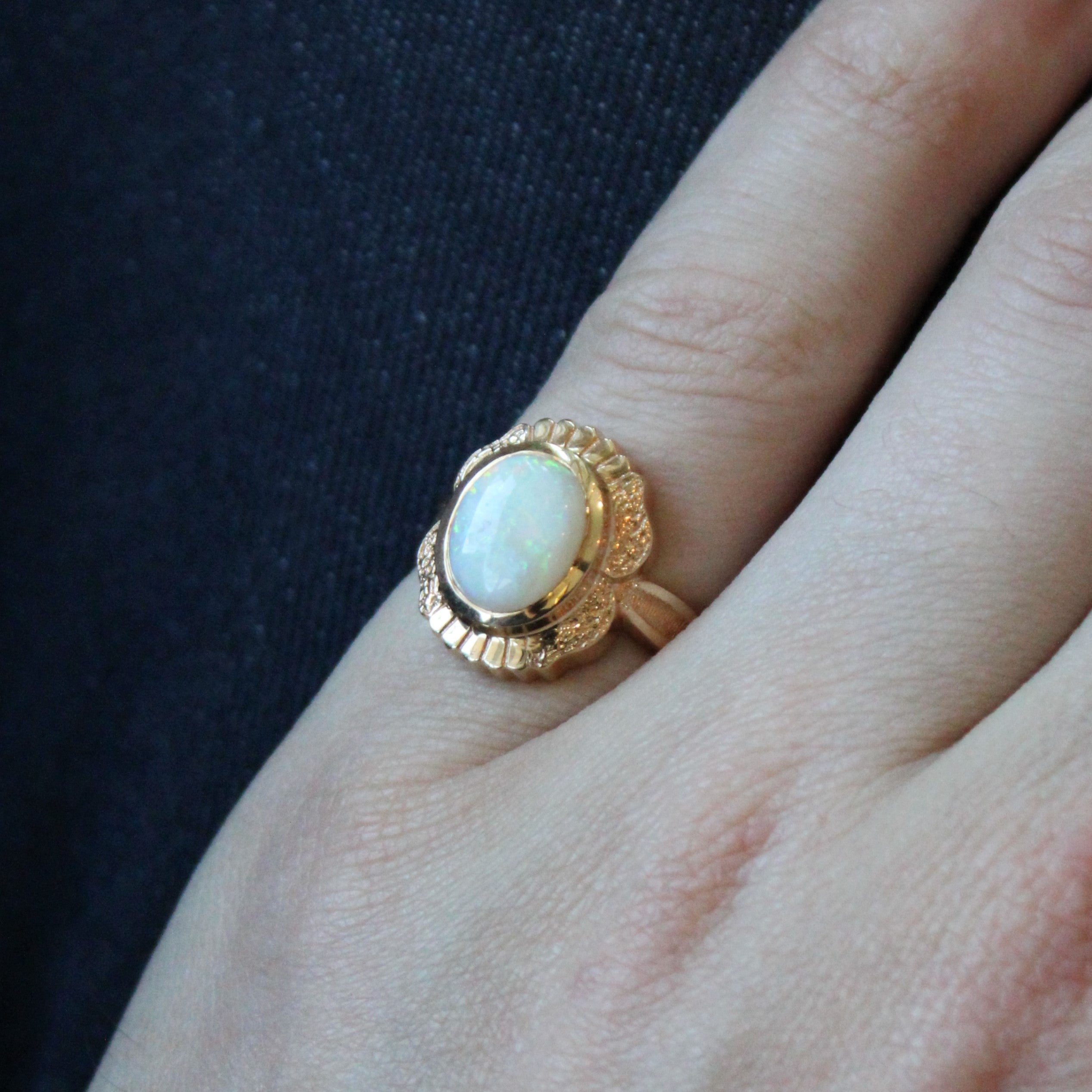 Opal Cocktail Ring | 1.50ct | SZ 6.5 |