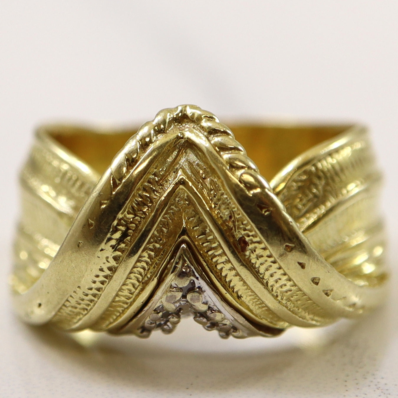 Twisted Chevron Diamond Ring | 0.05ctw | SZ 6.25 |