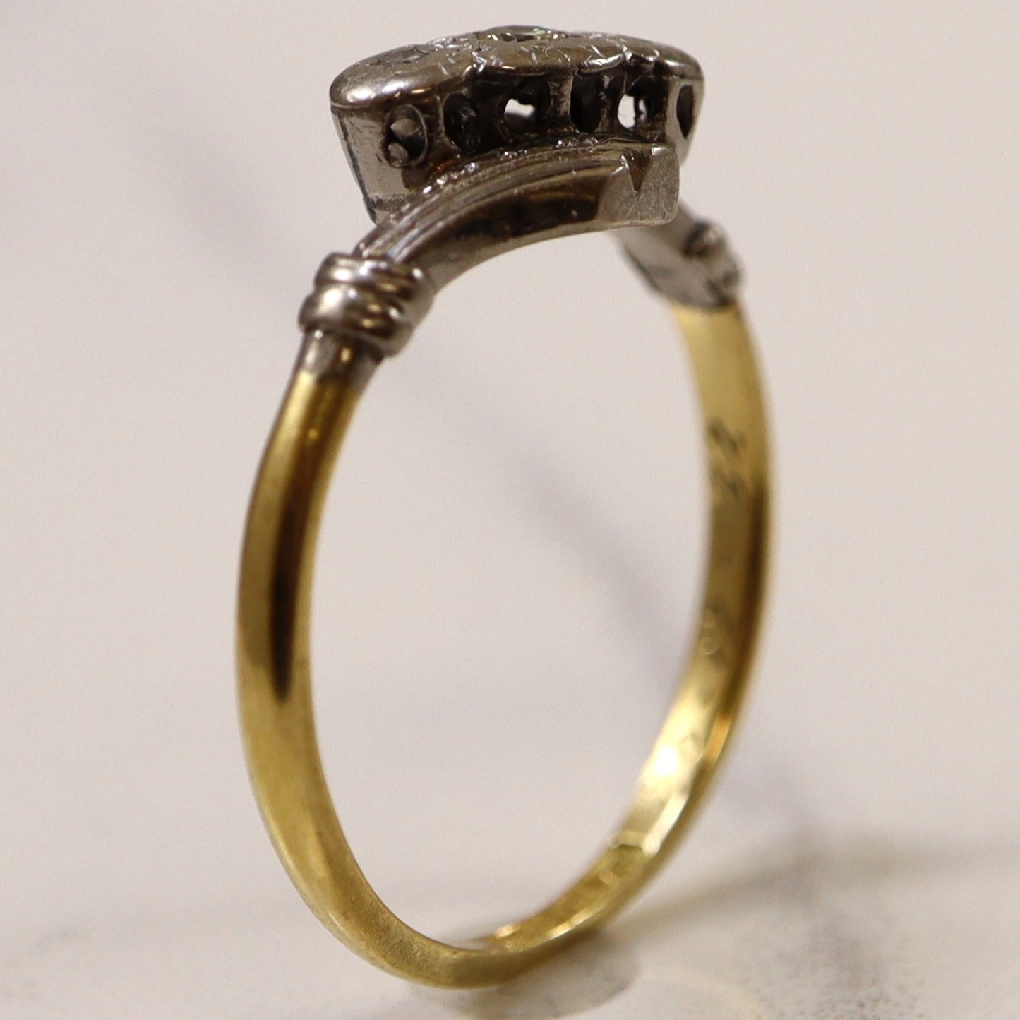 1950s Diamond Bypass Ring | 0.09ctw | SZ 8 |