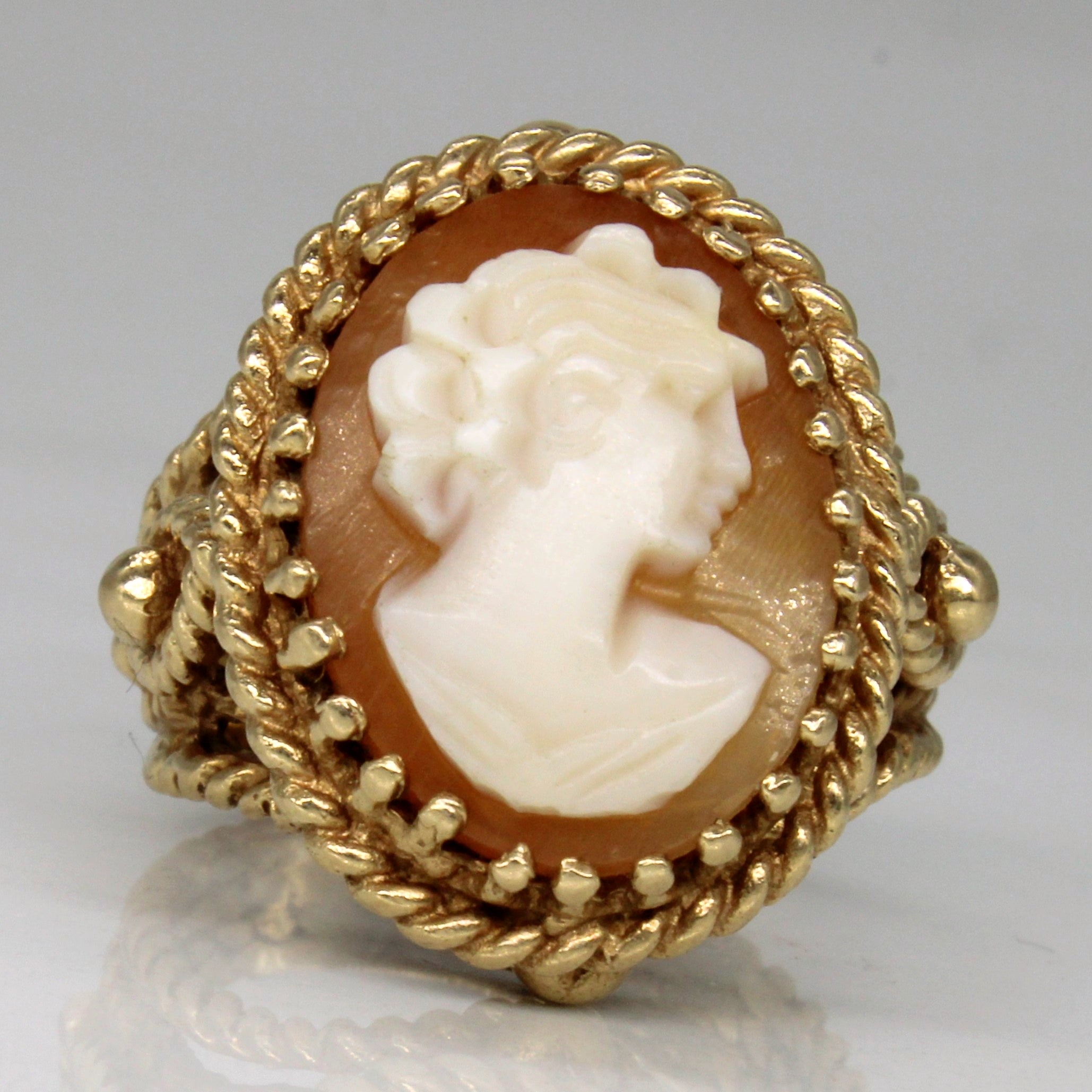 Sea Shell Cameo Ring | 4.50ct | SZ 6.25 |