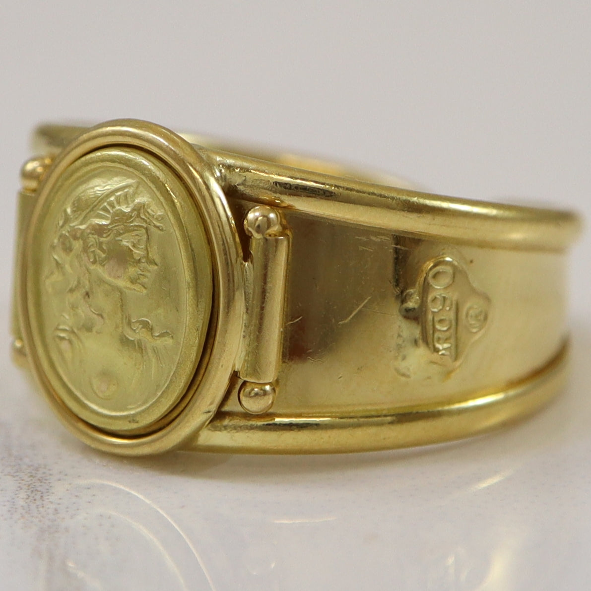 Yellow Gold Adjustable Cameo Ring | SZ 7.5 |