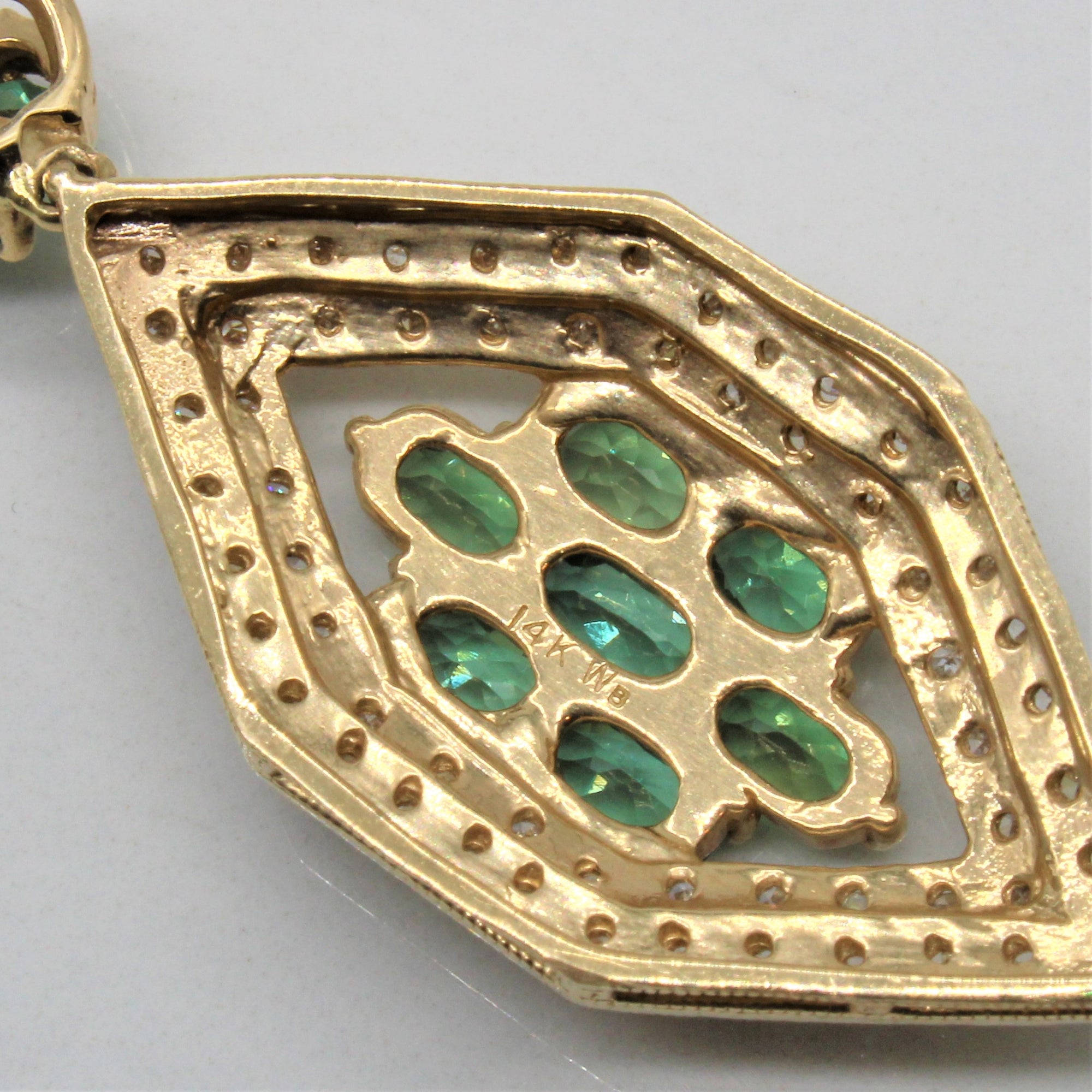 Green Sapphire & Diamond Pendant | 1.50ctw, 0.25ctw |