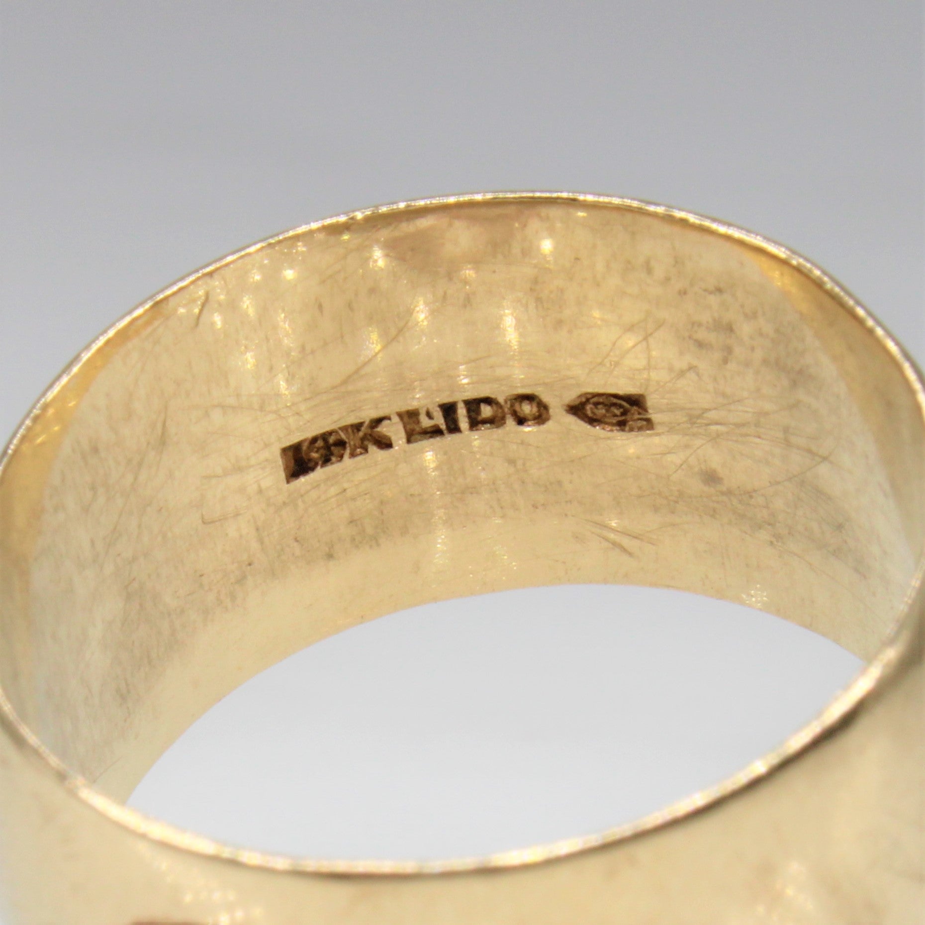 Yellow Gold Cigar Band | SZ 9.75 |