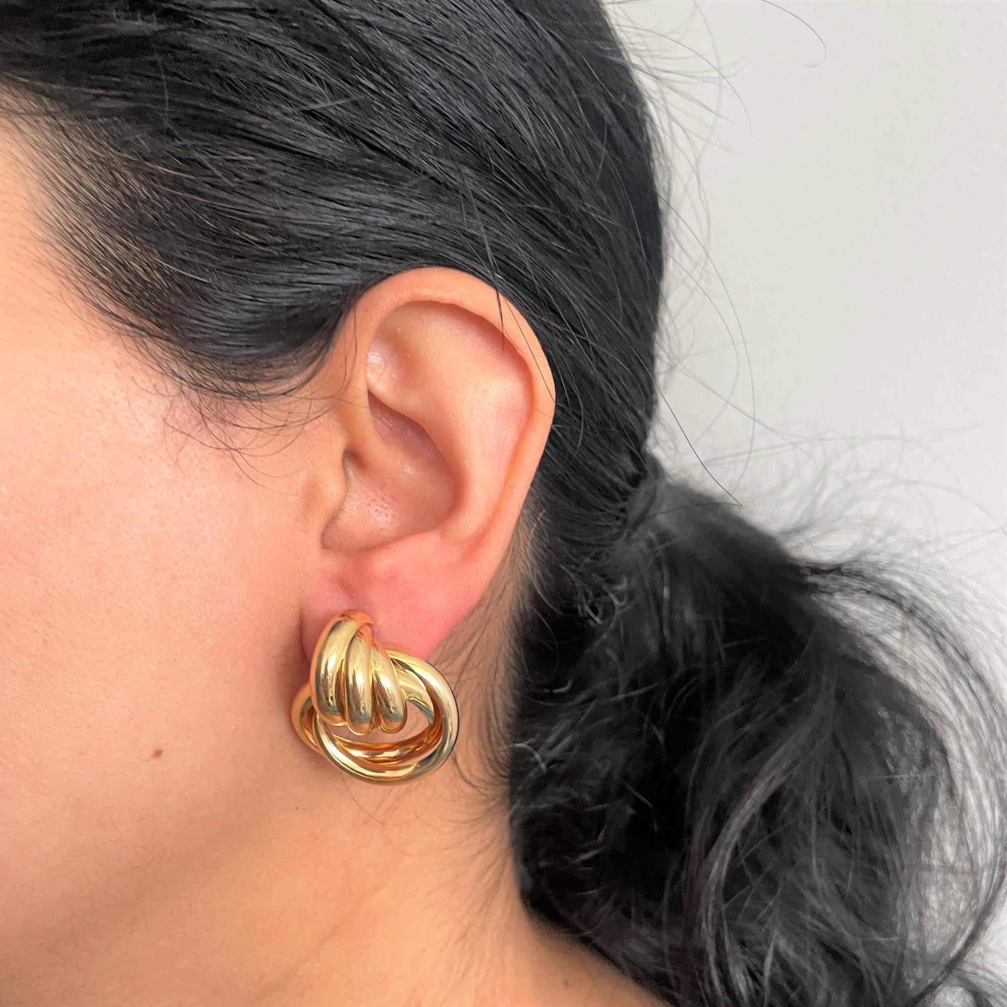 Yellow Gold Swirl Earrings |