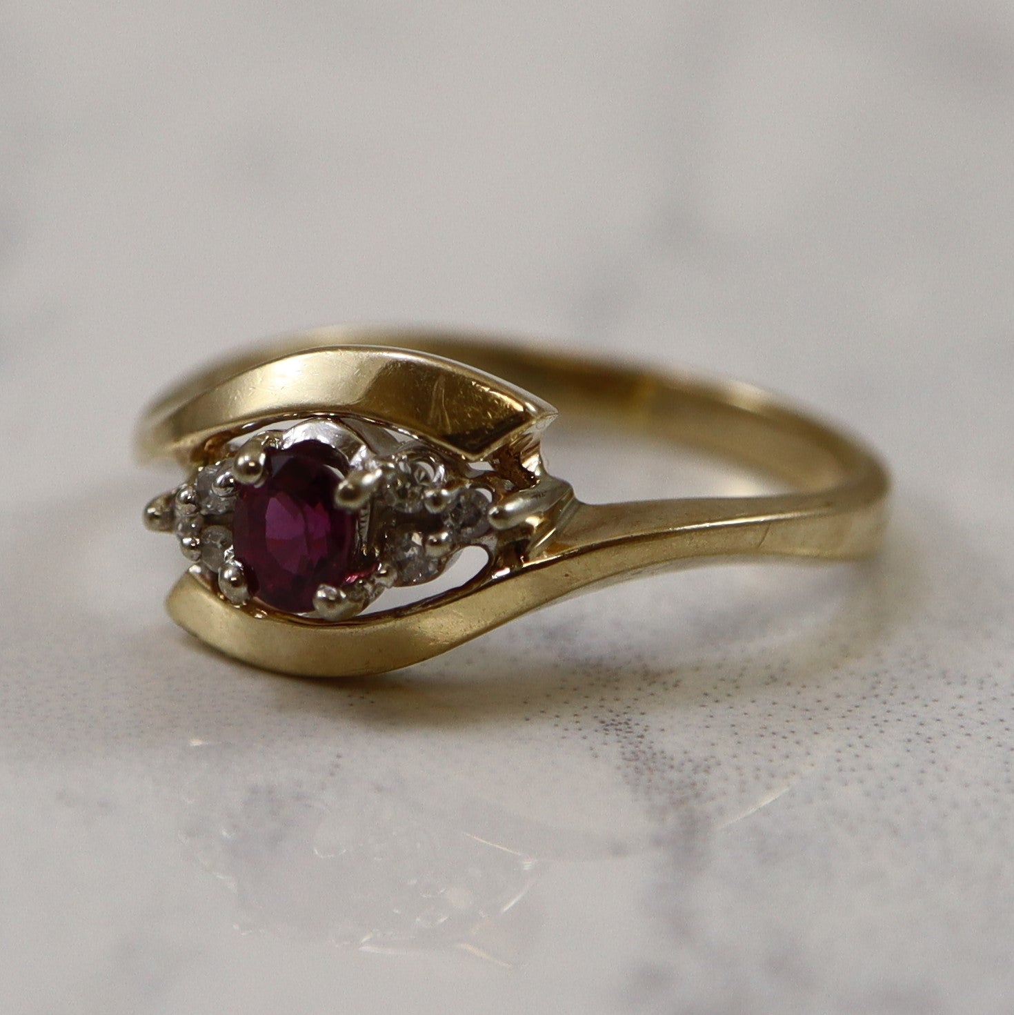 Diamond & Purple Sapphire Bypass Ring | 0.20ct, 0.04ctw | SZ 5.5 |