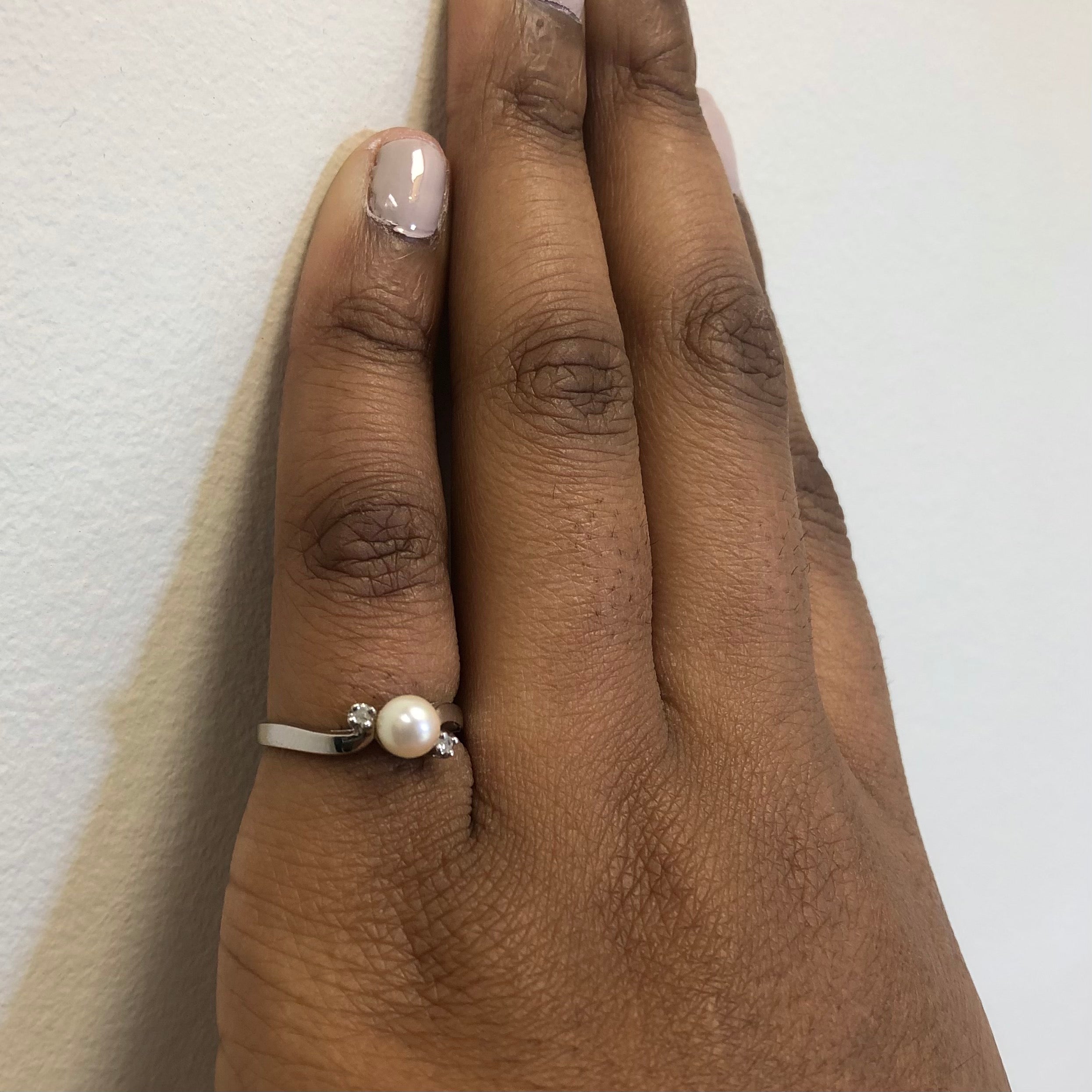 Diamond & Pearl Bypass Ring | 1.00ct, 0.04ctw | SZ 6.5 |