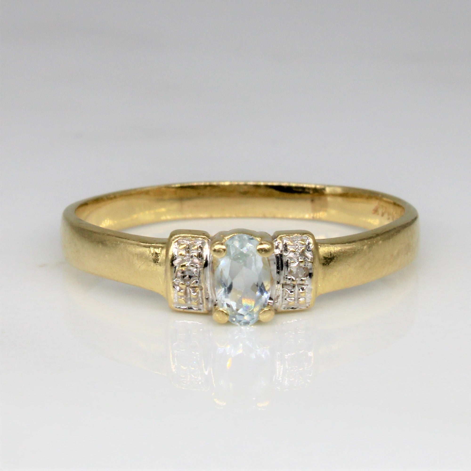 Aquamarine & Diamond Ring | 0.18ct, 0.02ctw | SZ 9.25 |