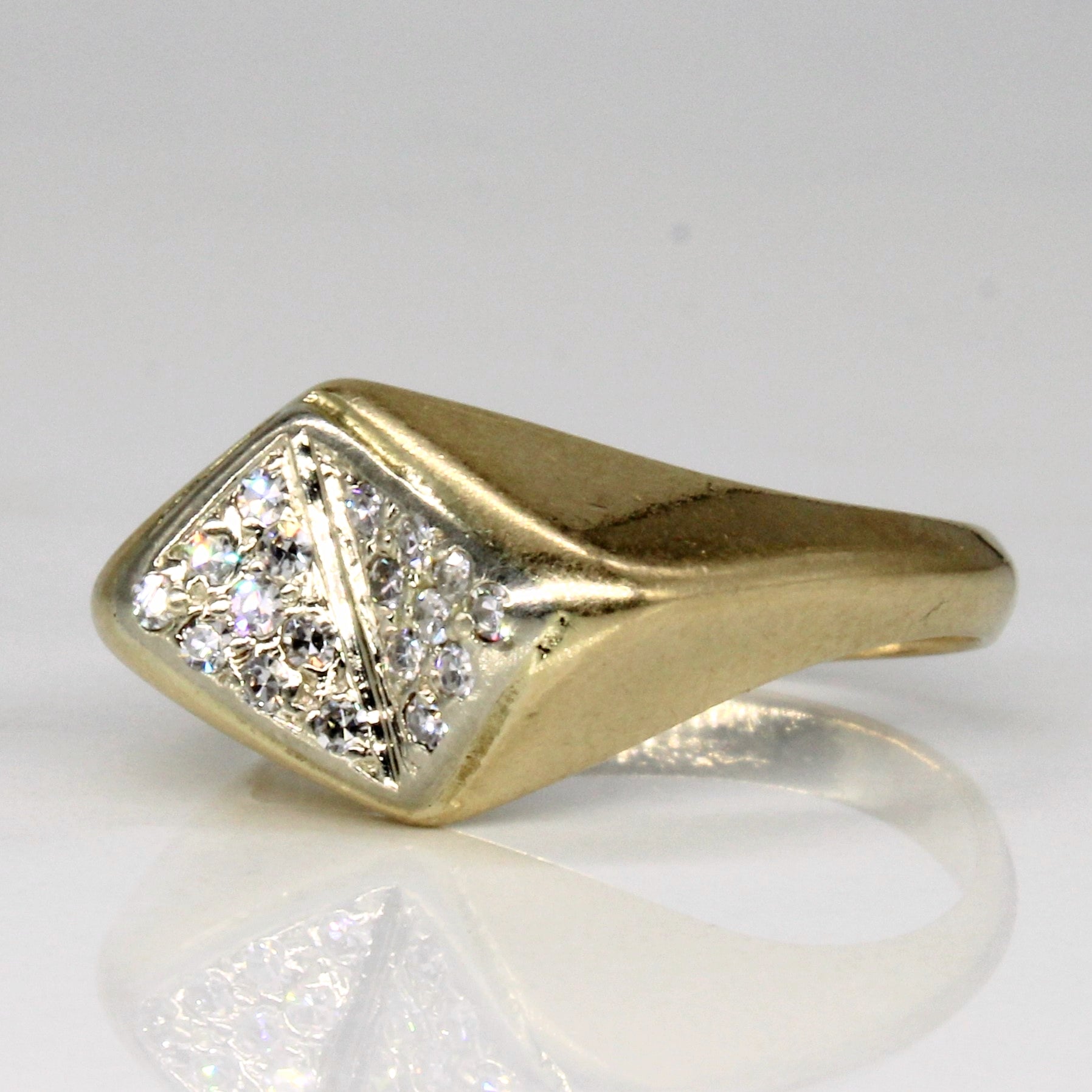 Inverted Diamond Ring | 0.13ctw | SZ 6.5 |