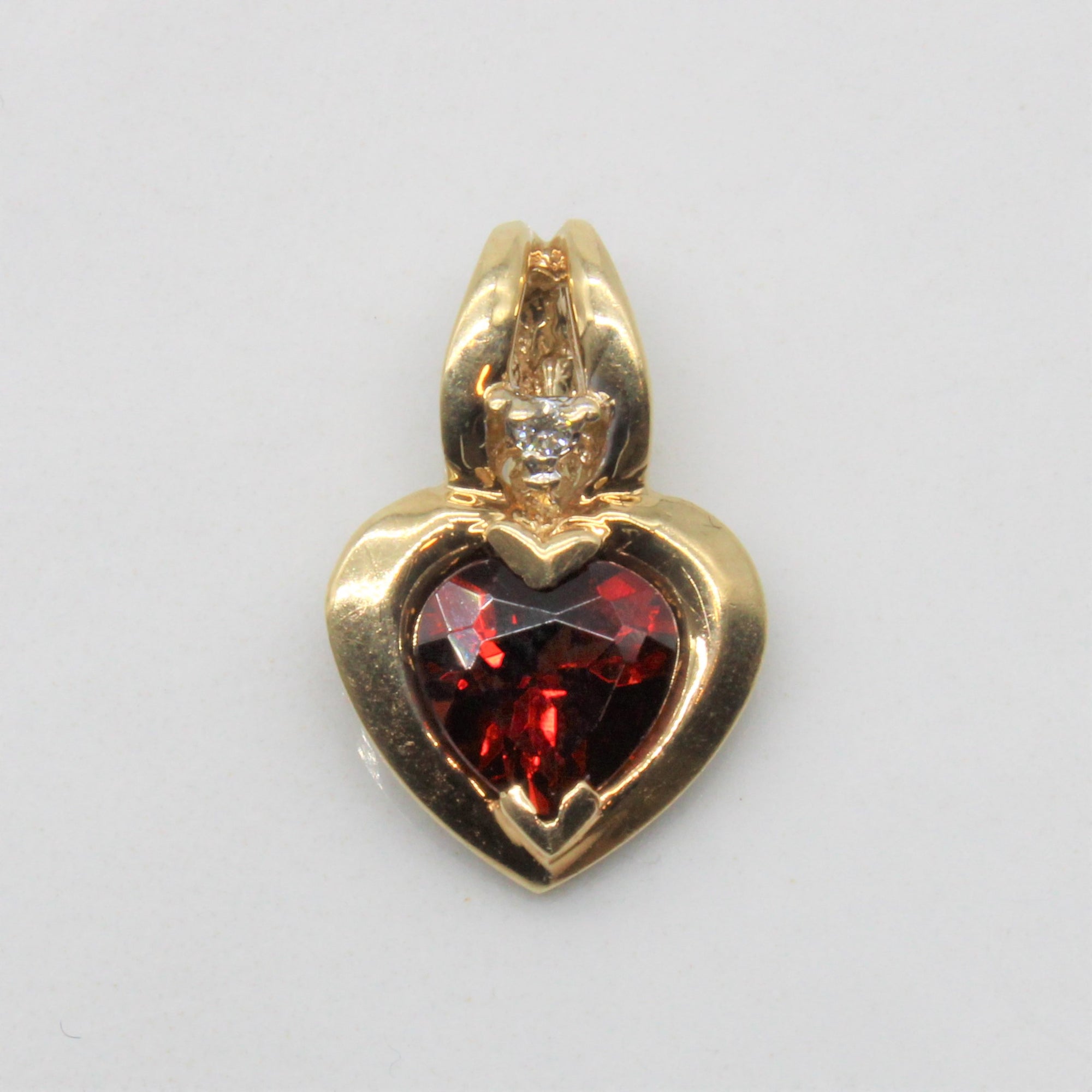 Garnet & Diamond Heart Pendant | 1.00ct, 0.01ct |