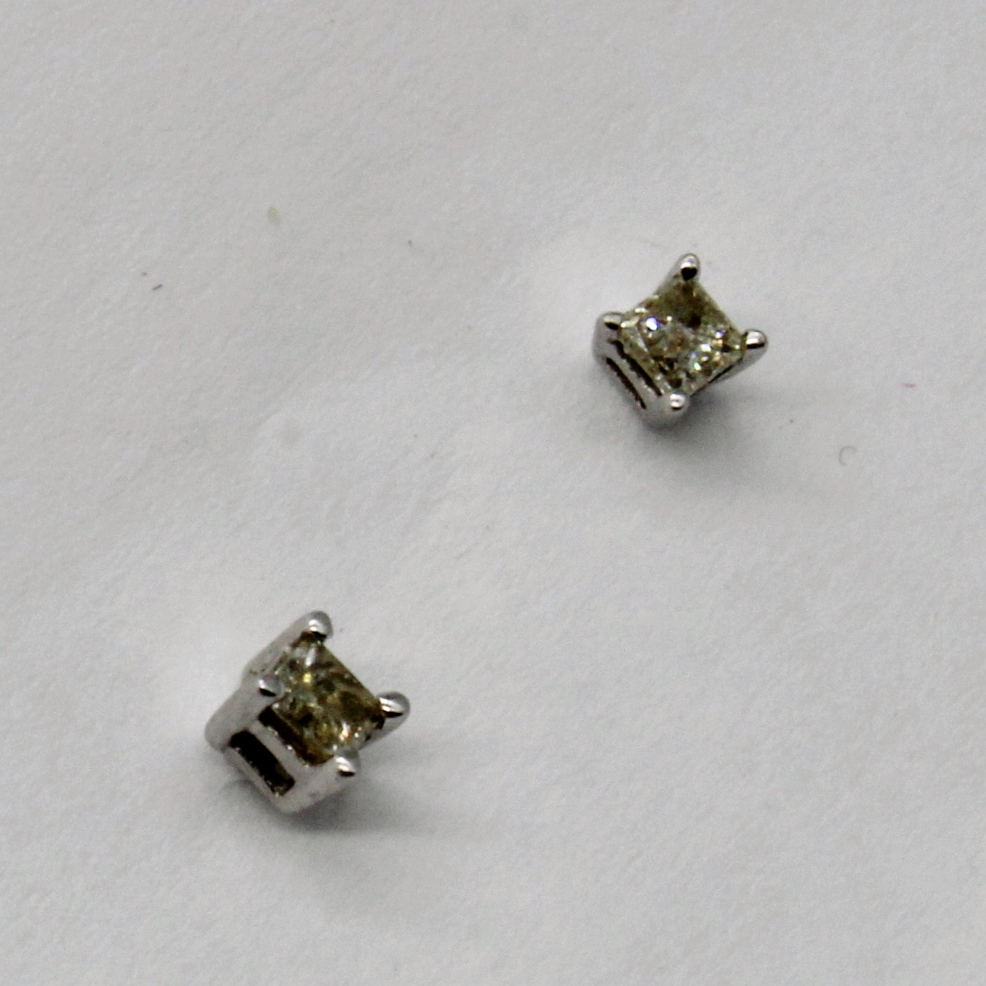 Diamond Princess Cut 14k Stud Earrings | 0.13ctw |