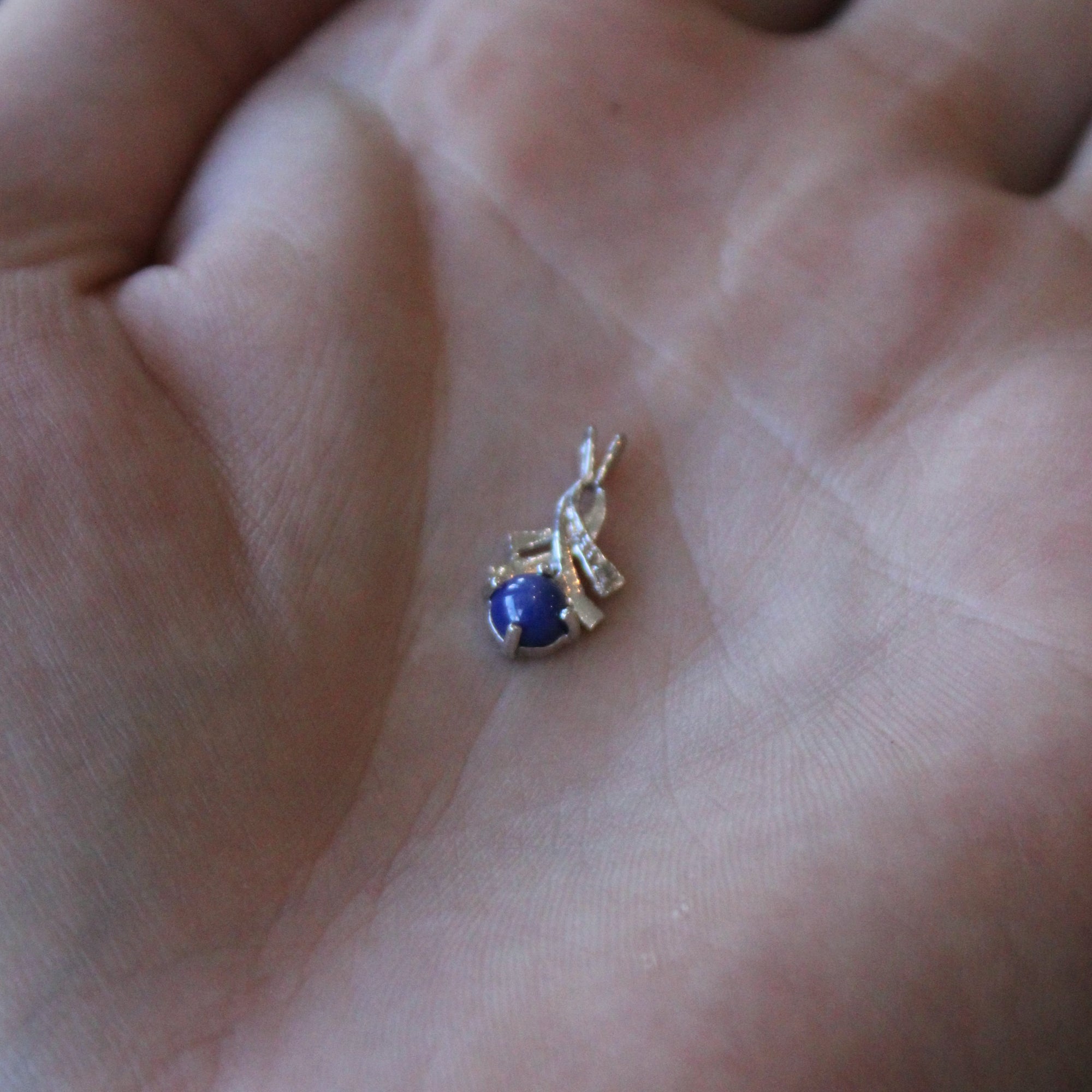 Synthetic Star Sapphire & Diamond Pendant | 0.50ct, 0.01ct |