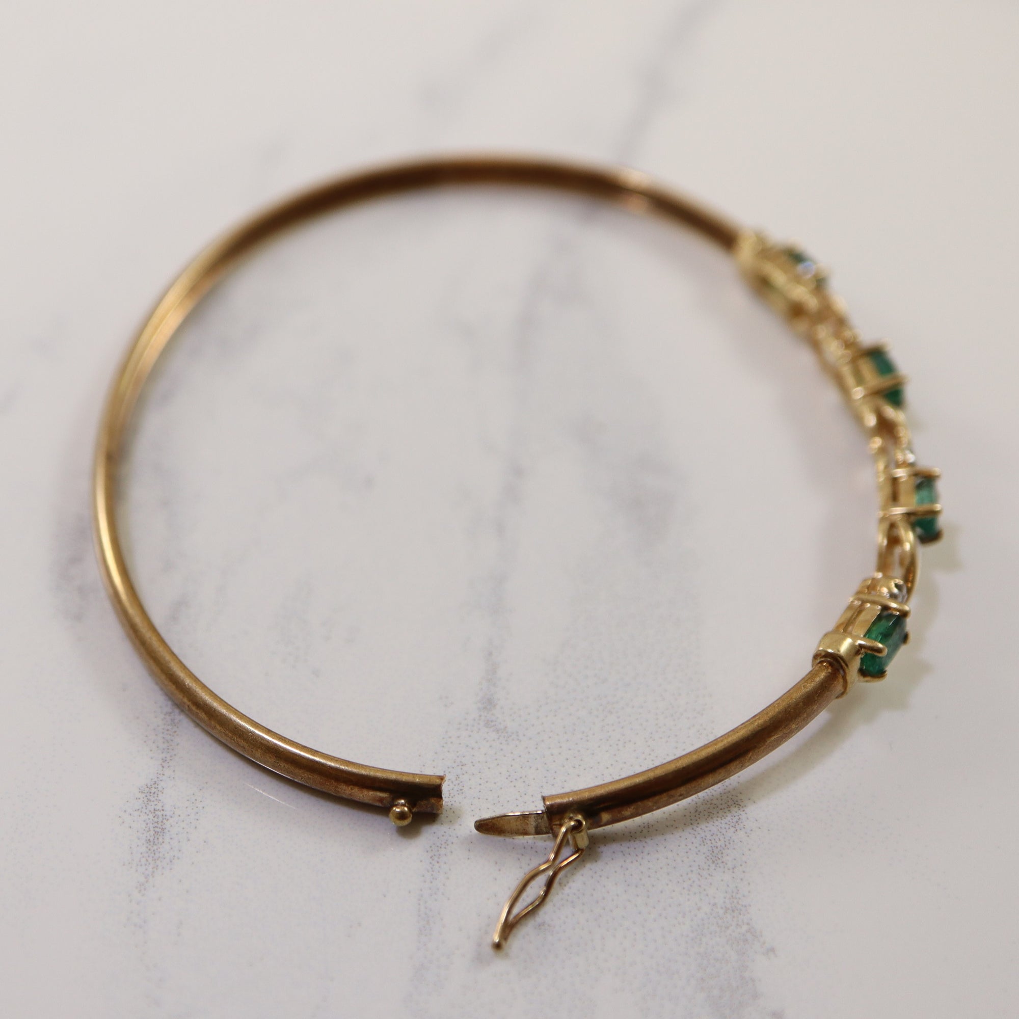 Emerald & Diamond Bangle Bracelet | 0.80ctw, 0.02ctw | 7.5