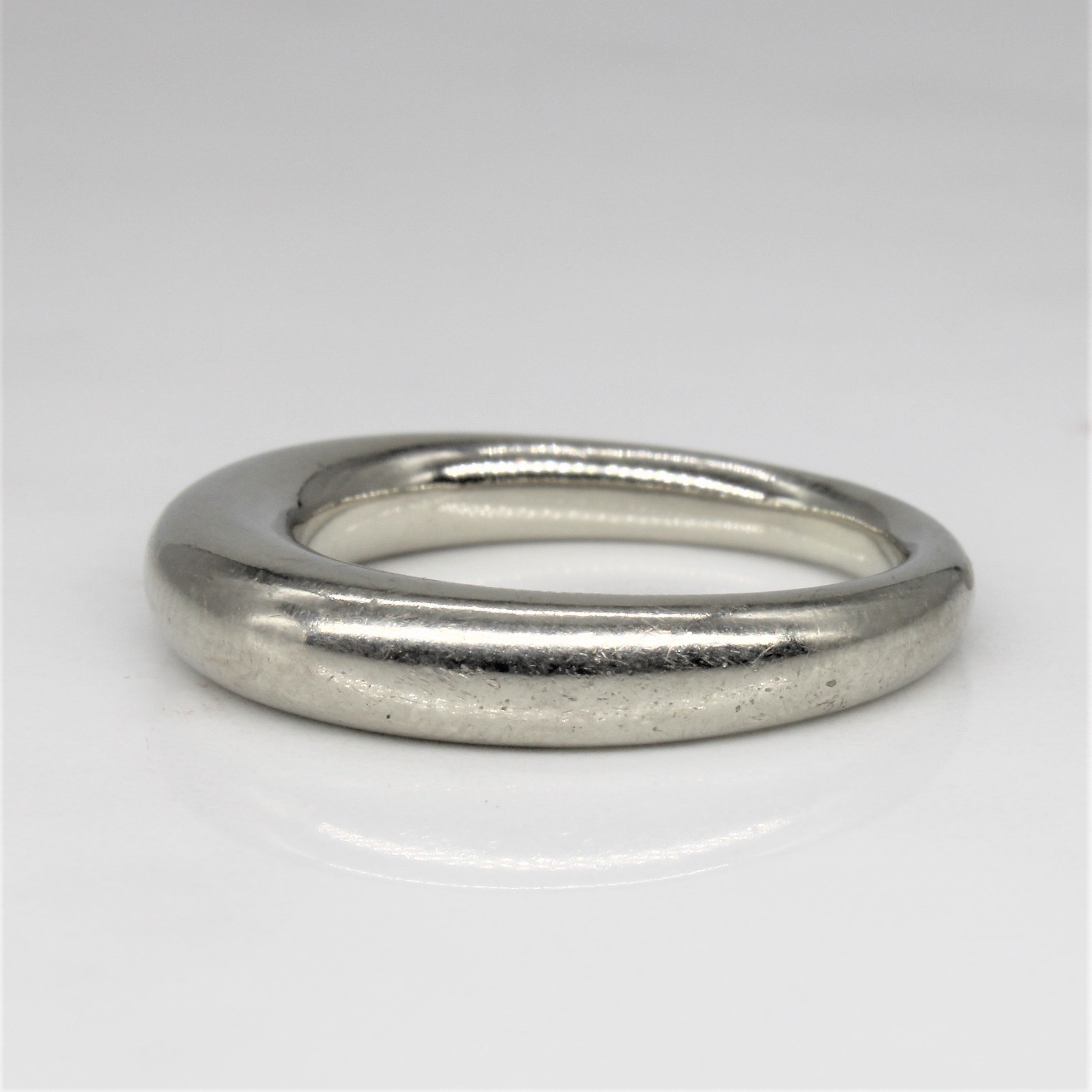 Curved Tapered White Gold Band | SZ 7.25 |