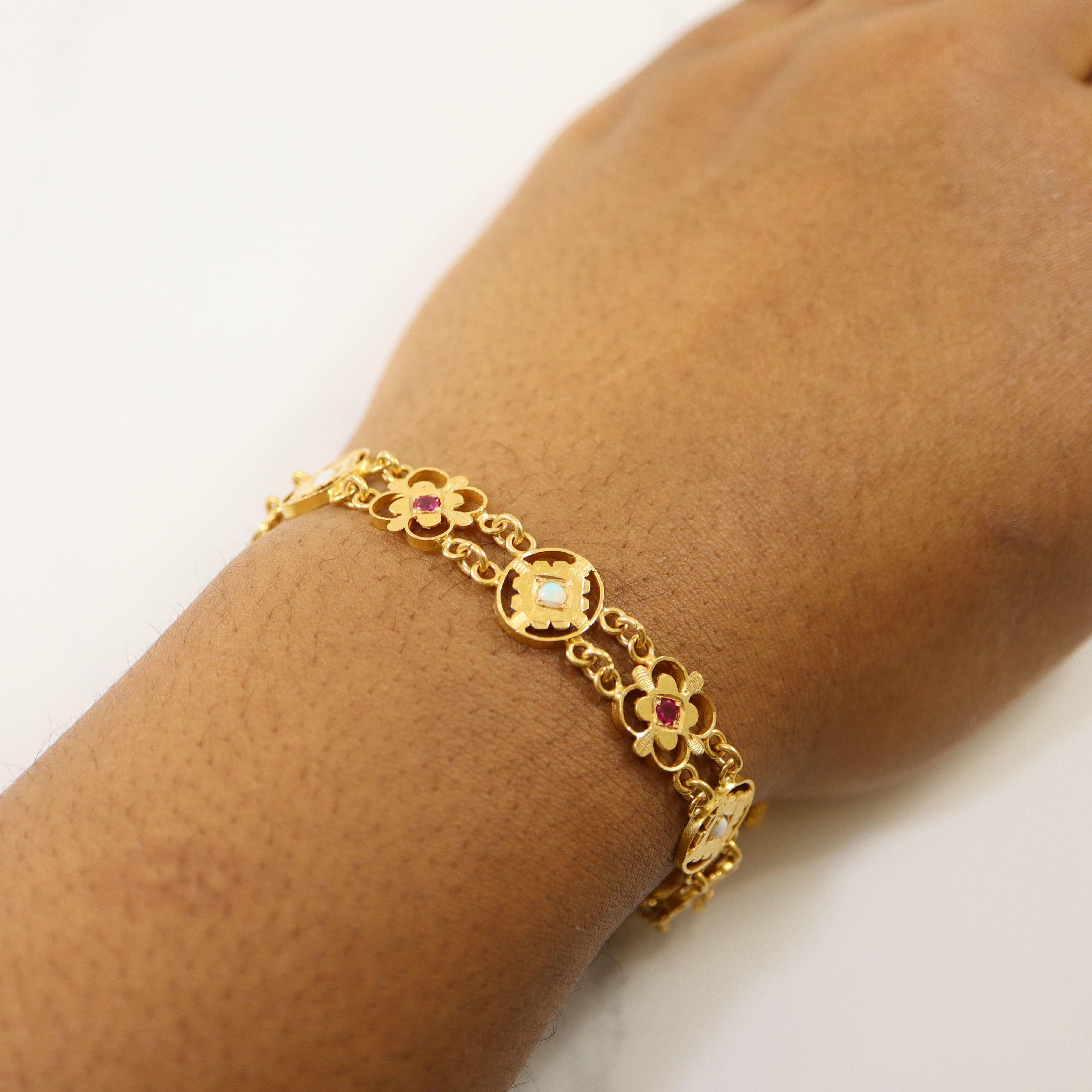 20k Yellow Gold Synthetic Ruby & Opal Filigree Bracelet | 1.00ctw | 8" |