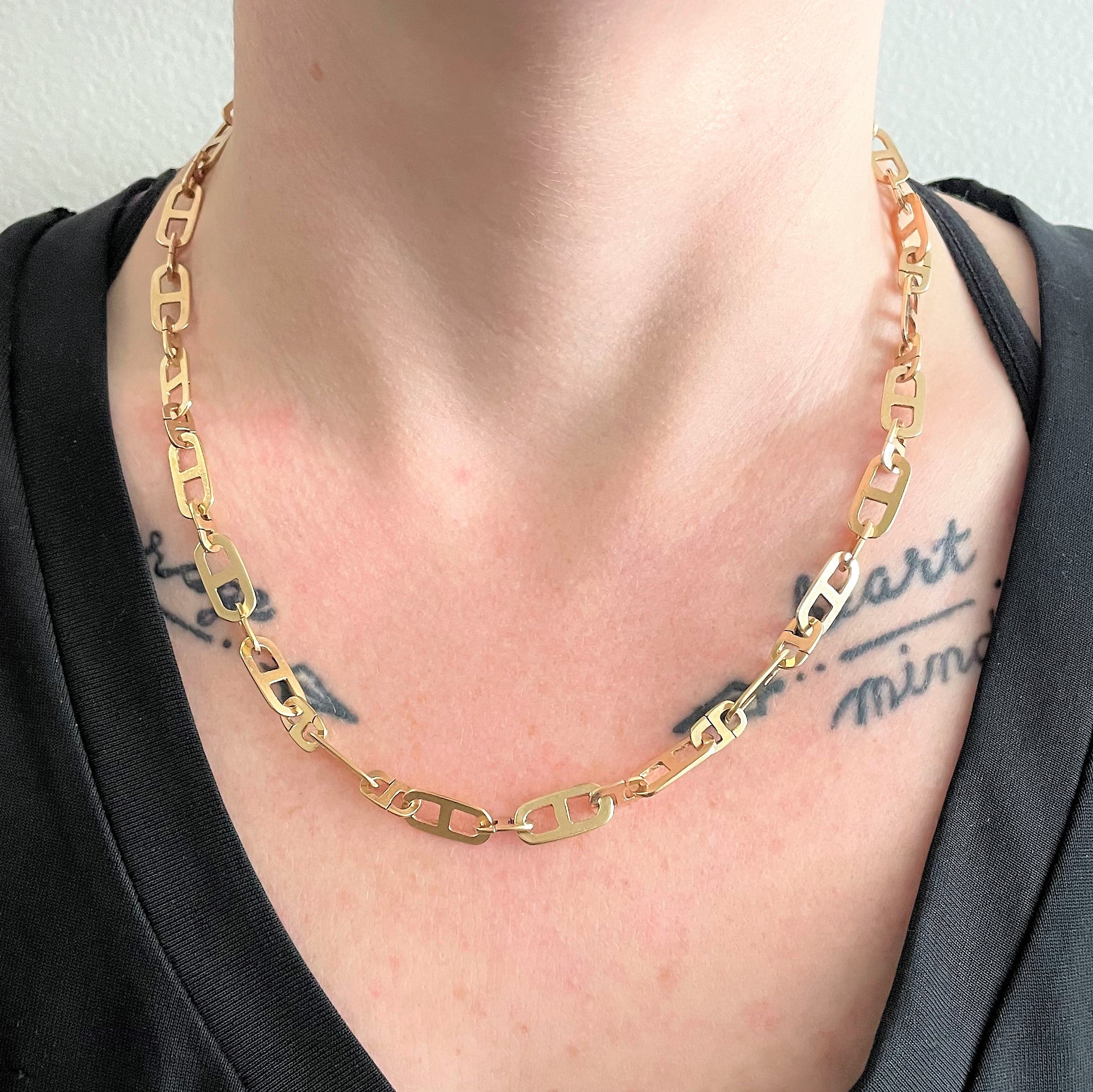 10k Yellow Gold Wide Anchor Chain | 18" |