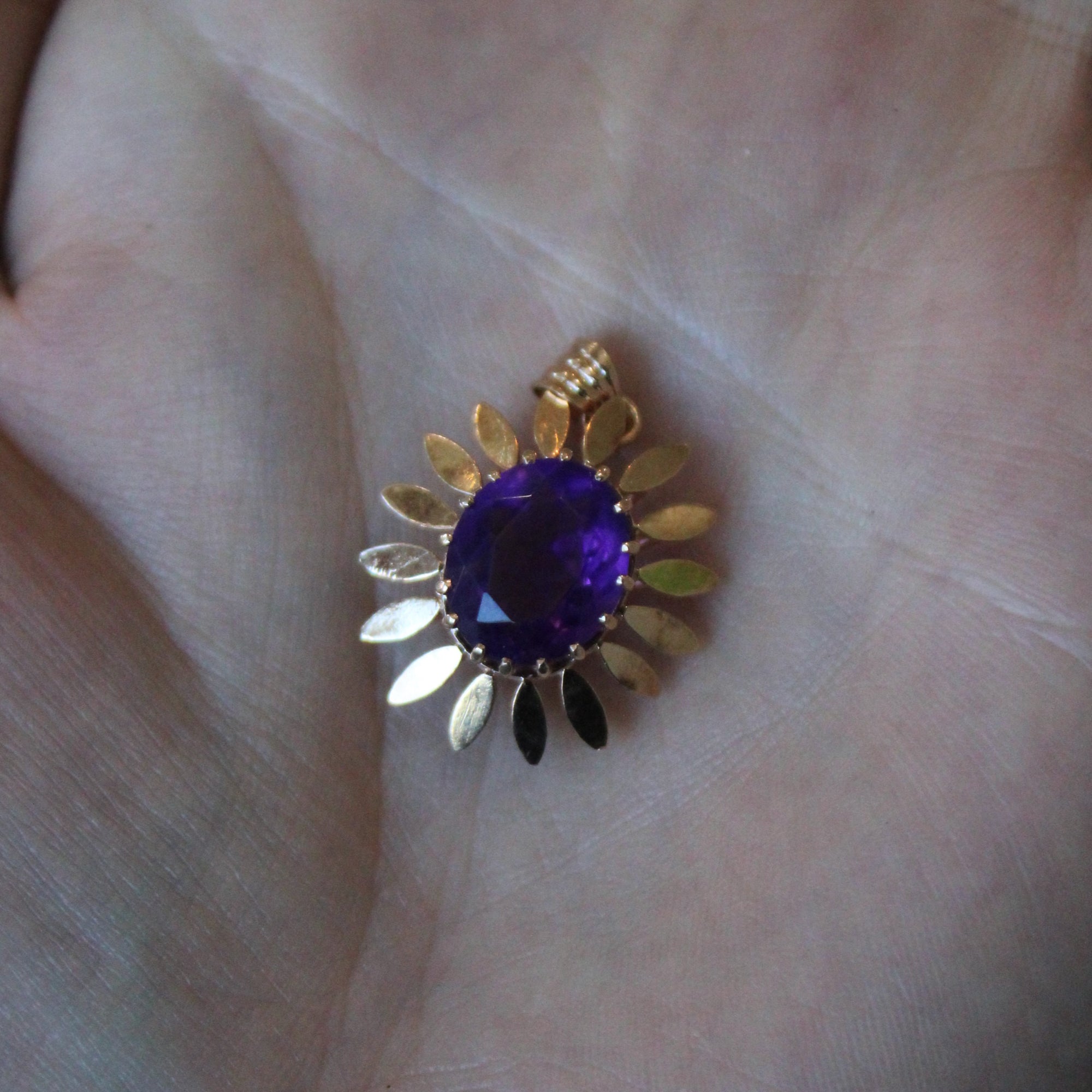 Purple Glass Pendant | 5.23ct |