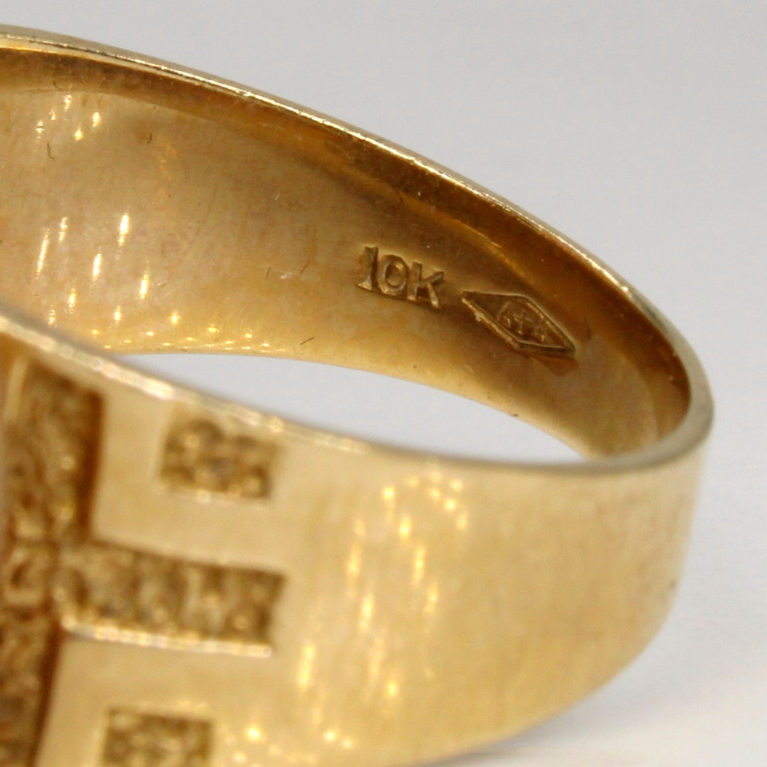 10k Yellow Gold Signet Ring | SZ 9 |