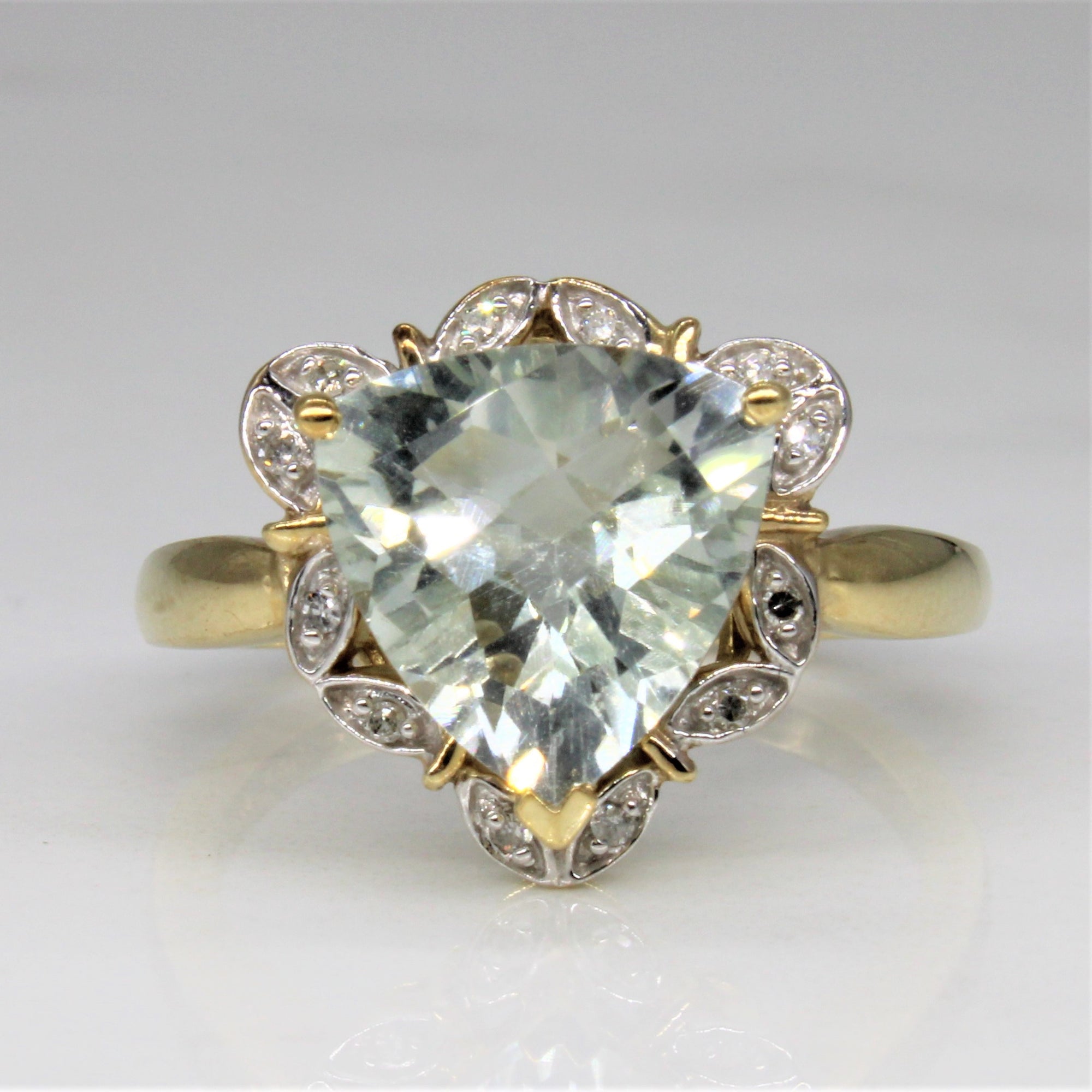 Green Amethyst & Diamond Ring | 2.25ct, 0.06ctw | SZ 7 |