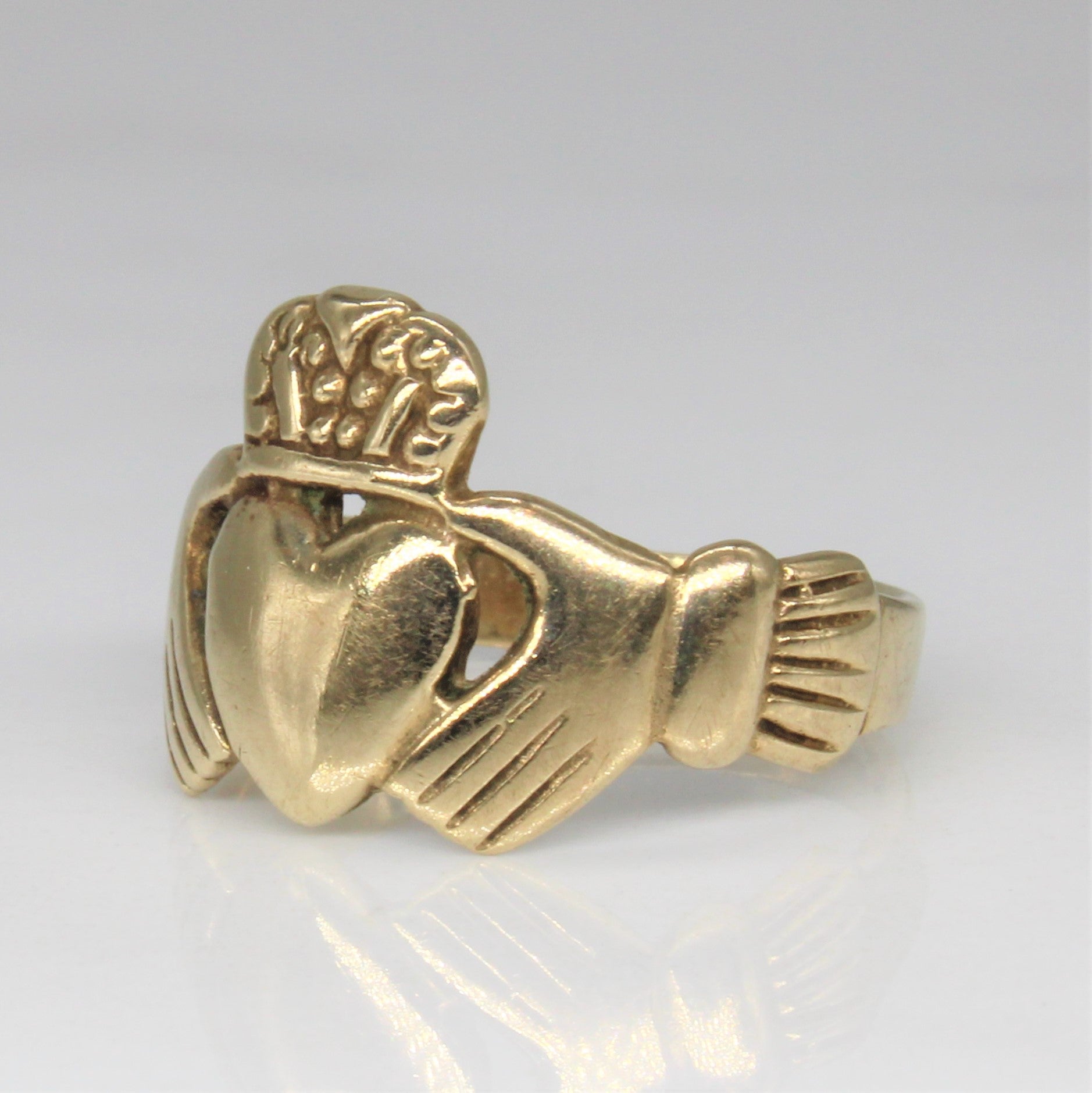 9k Yellow Gold Claddagh Ring | SZ 4.25 |