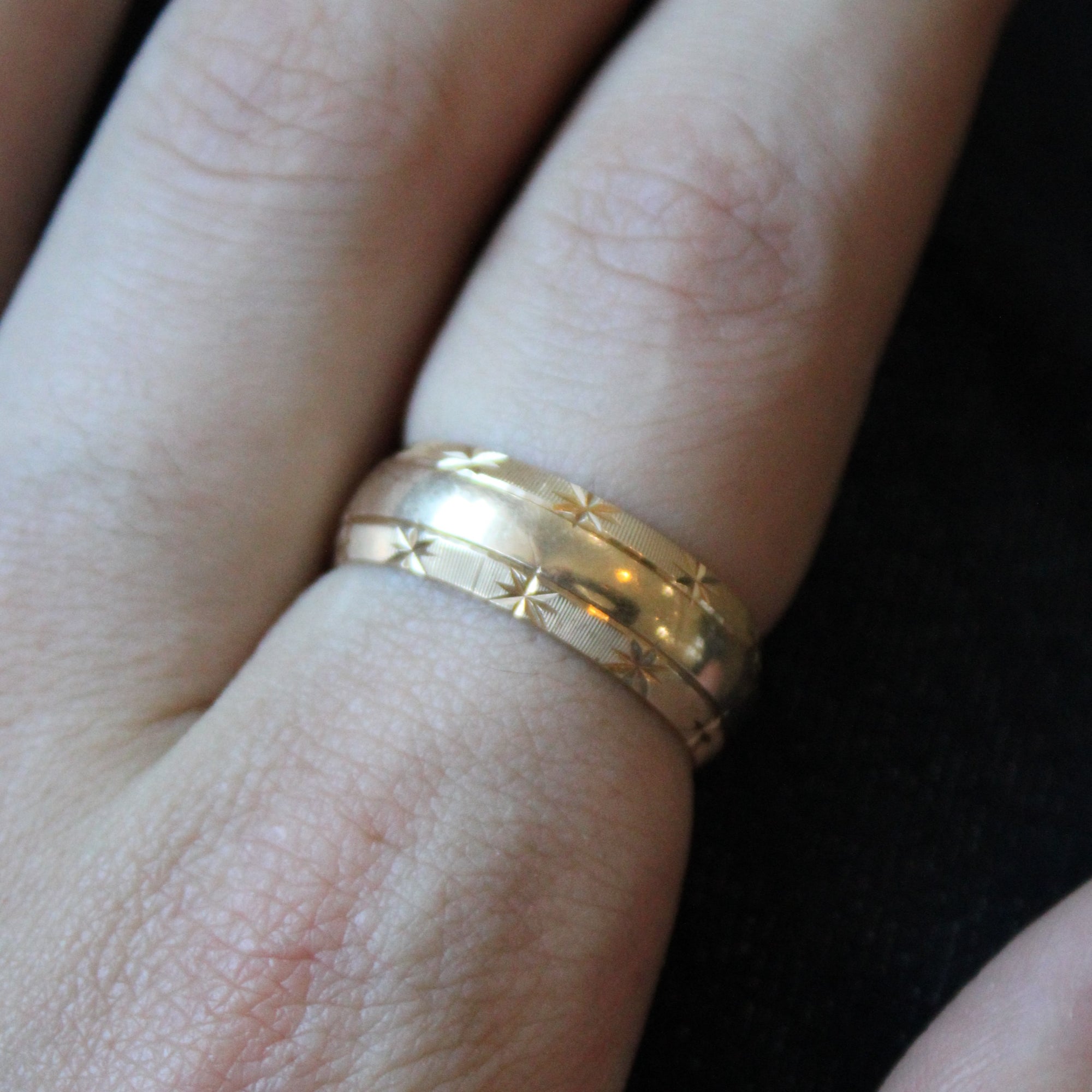 Yellow Gold Patterned Ring | SZ 11 |
