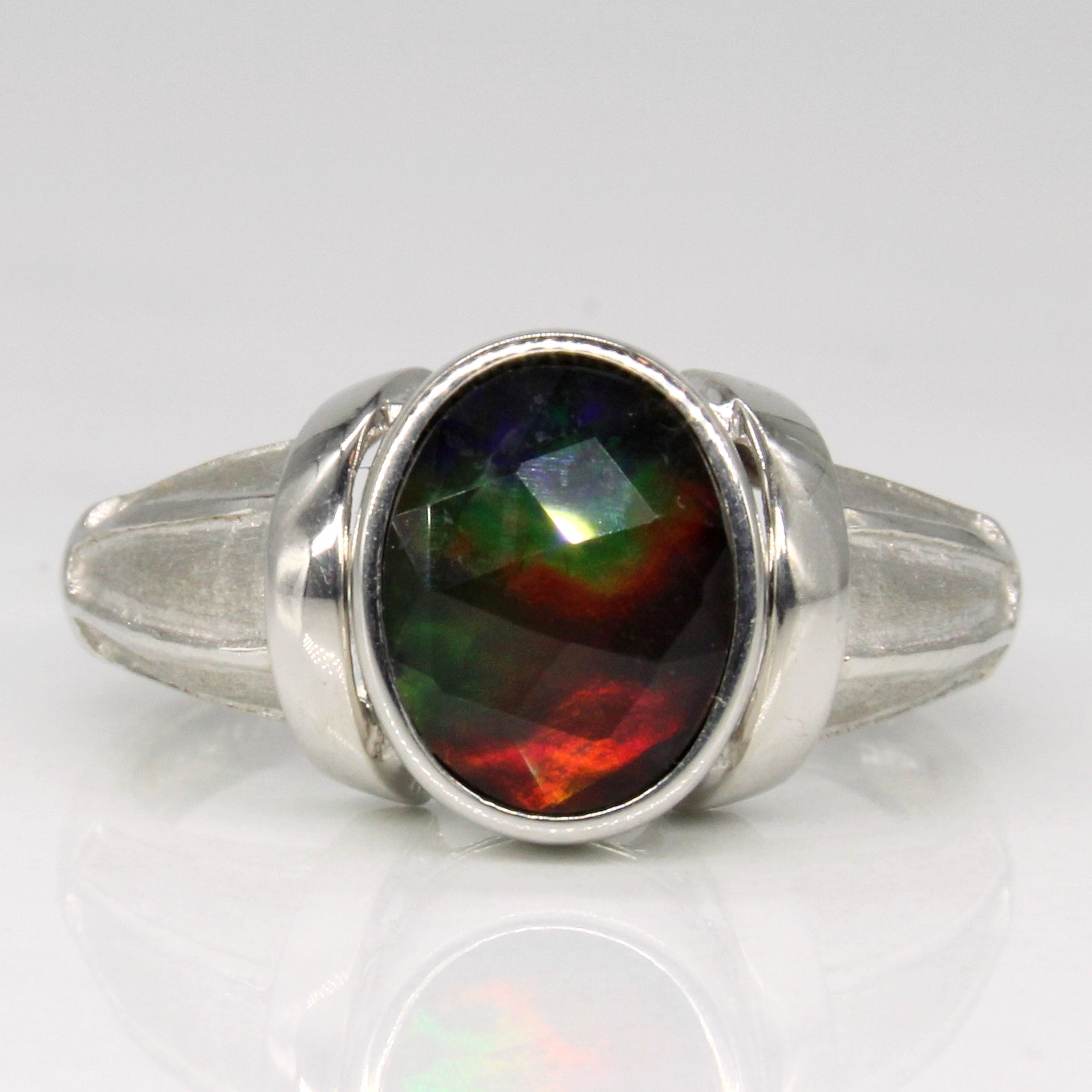 Solitaire Ammolite Cocktail Ring | 1.30ct | SZ 7 |