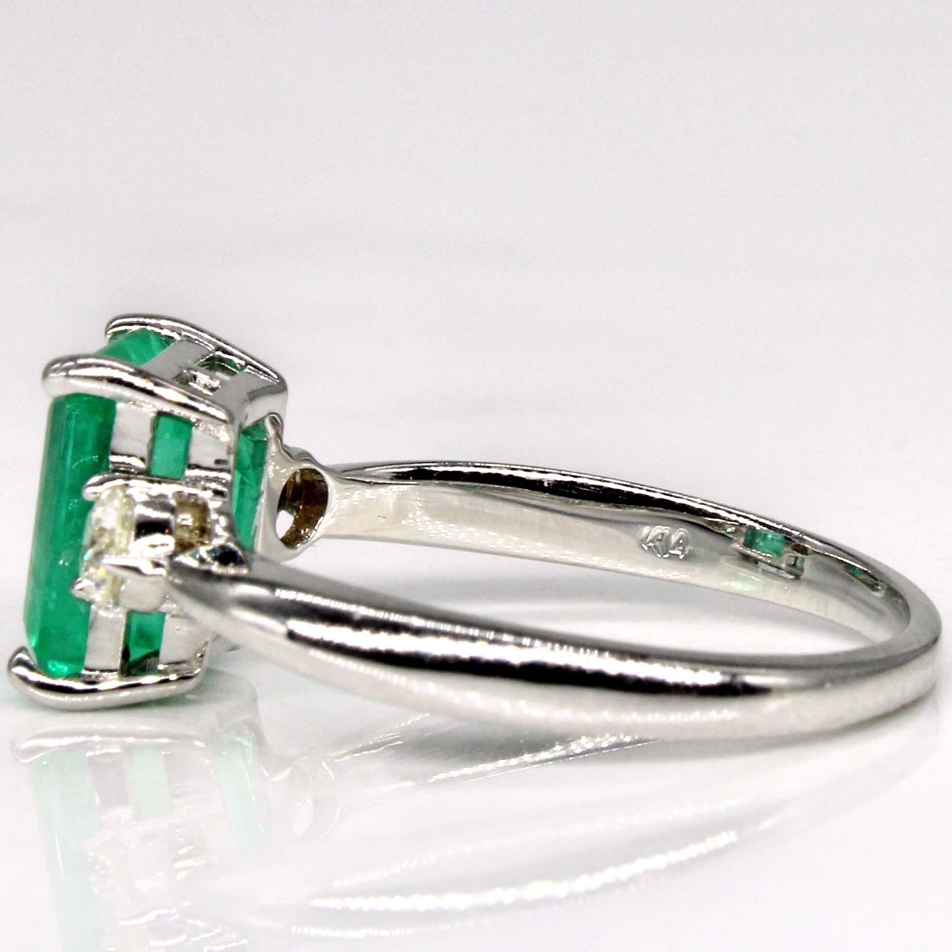 Emerald & Diamond Engagement Ring | 2.15ct, 0.20ctw | SZ 7 |