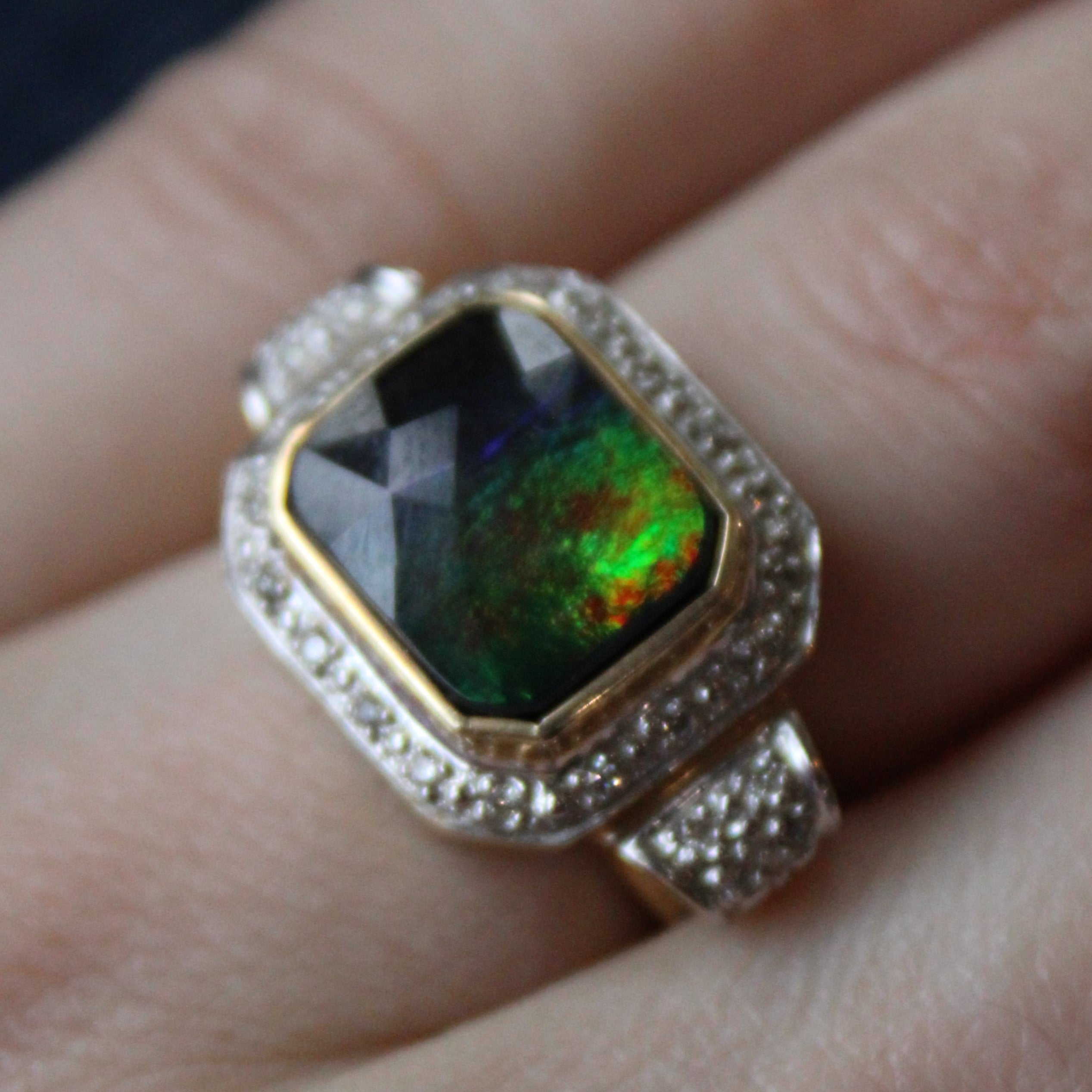 Ammolite & Diamond Cocktail Ring | 3.30ct, 0.15ctw | SZ 7 |
