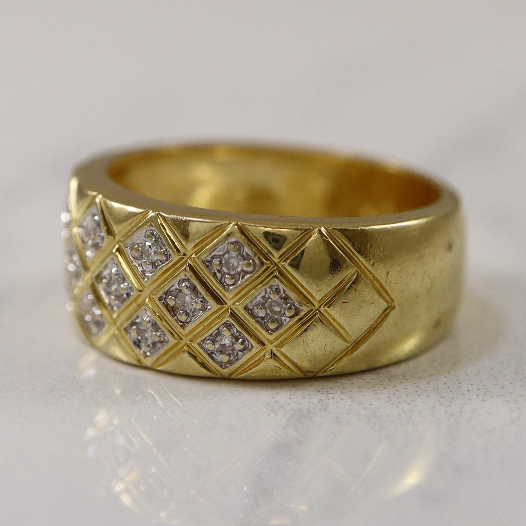 Pave Diamond Grid Textured Band | 0.16ctw | SZ 6.75 |