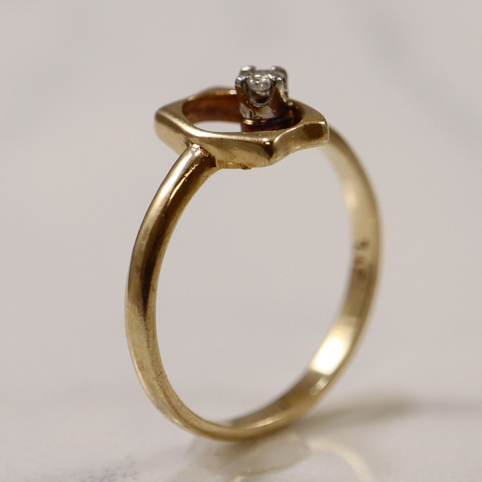 Petite Solitaire Diamond Open Work Ring | 0.035ct | SZ 3.75 |