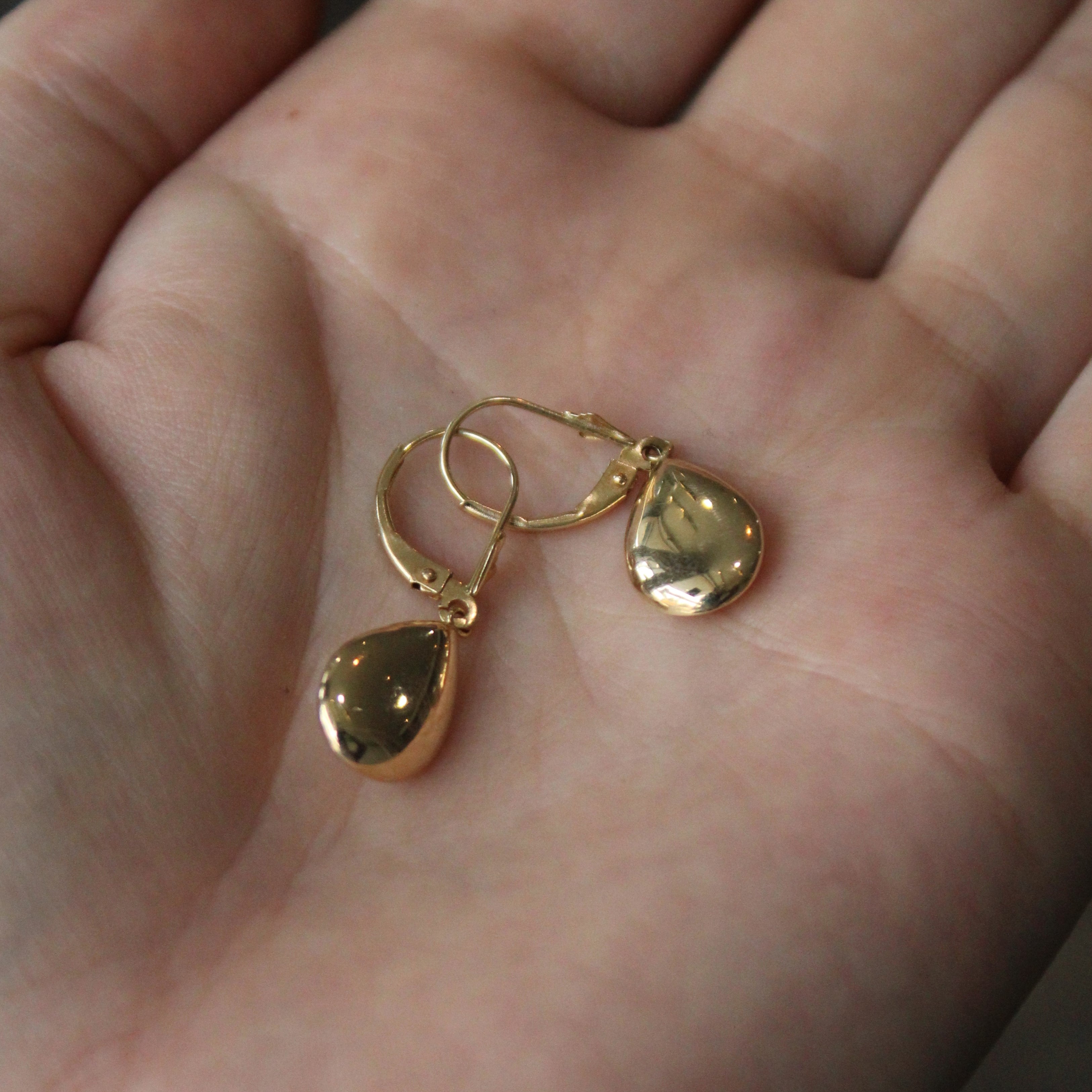 Yellow Gold Tear Drop Earrings |