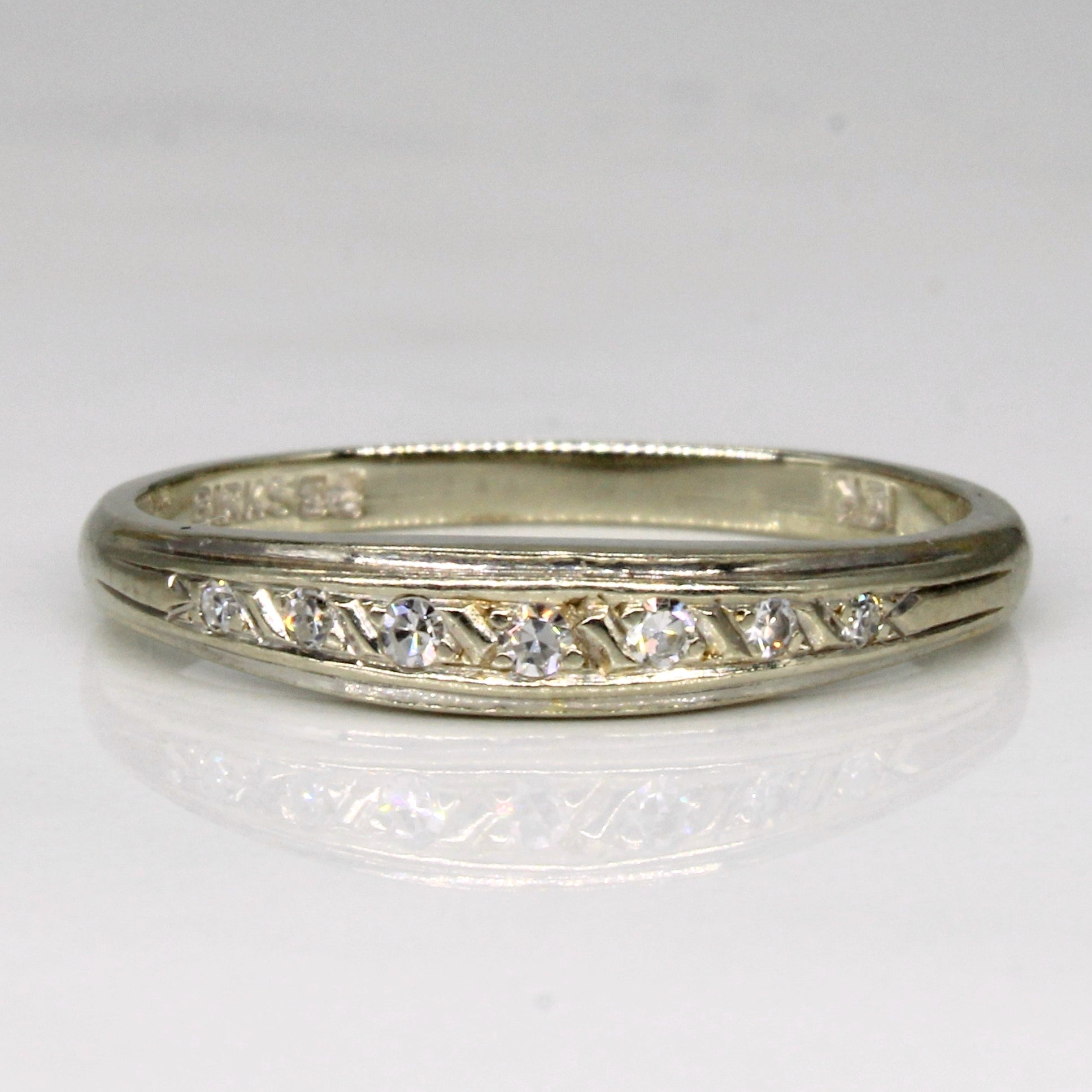 Diamond Channel Set Ring | 0.04ctw | SZ 7 |