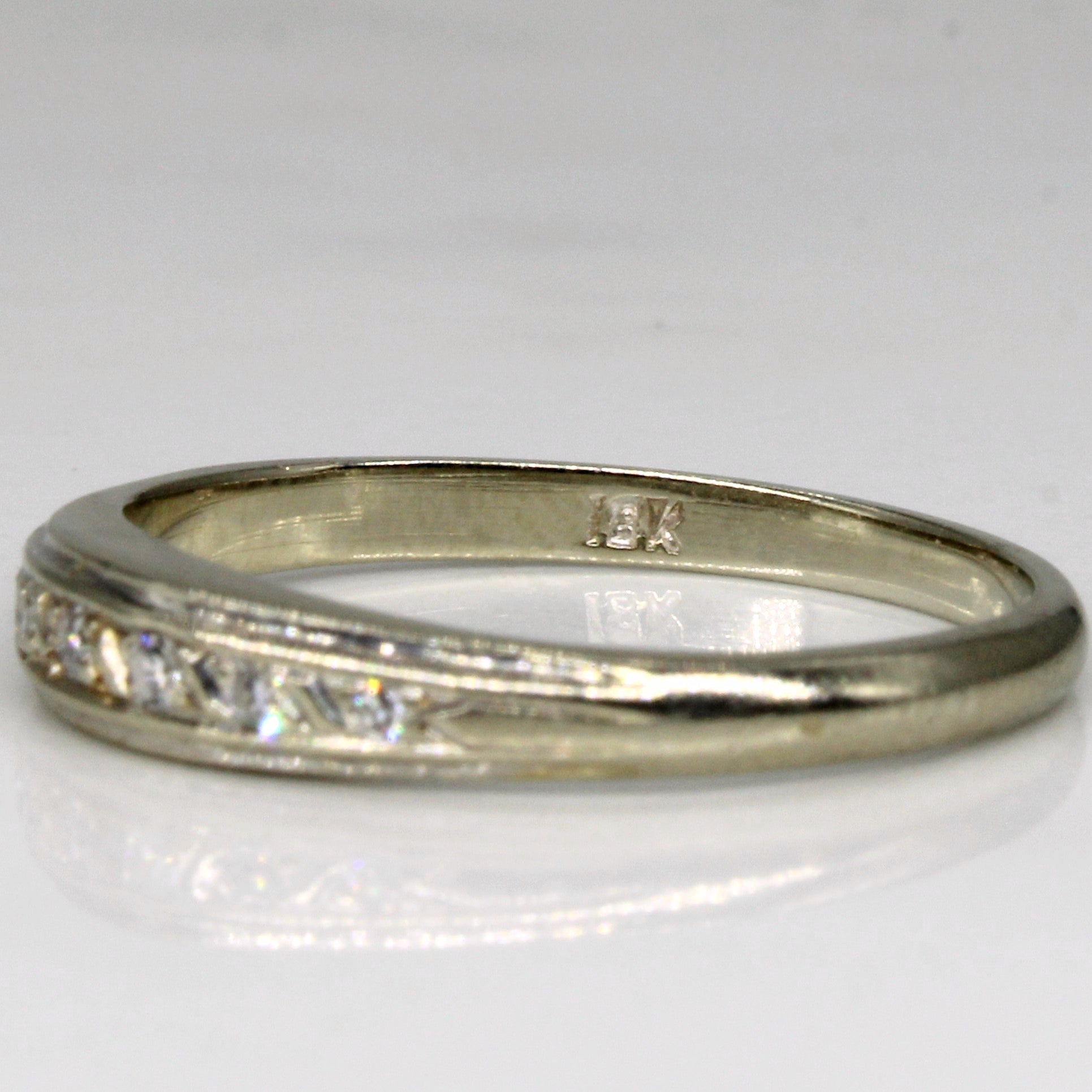Diamond Channel Set Ring | 0.04ctw | SZ 7 |