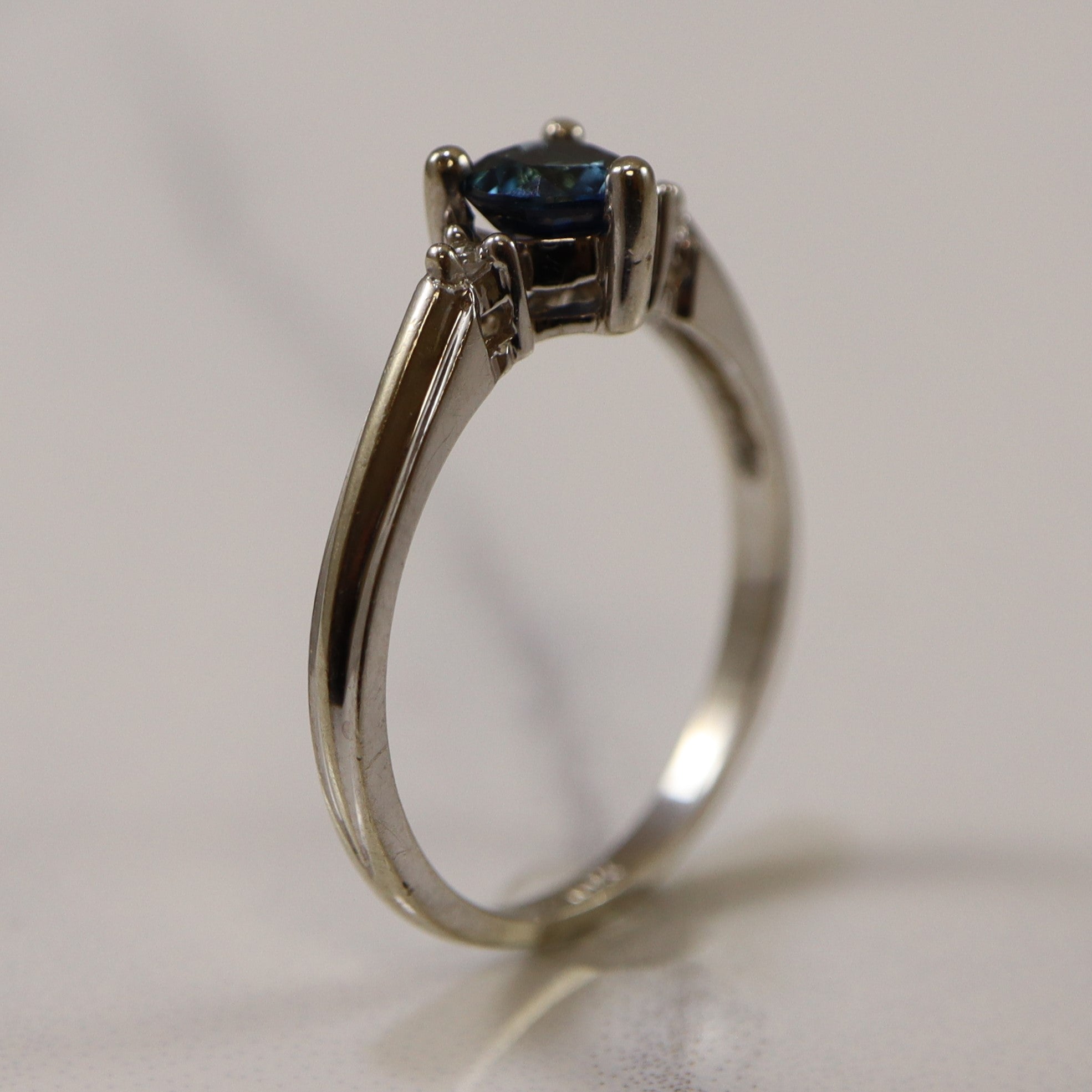 Heart Cut Sapphire & Diamond Ring | 0.02ctw, 0.50ct | SZ 6 |